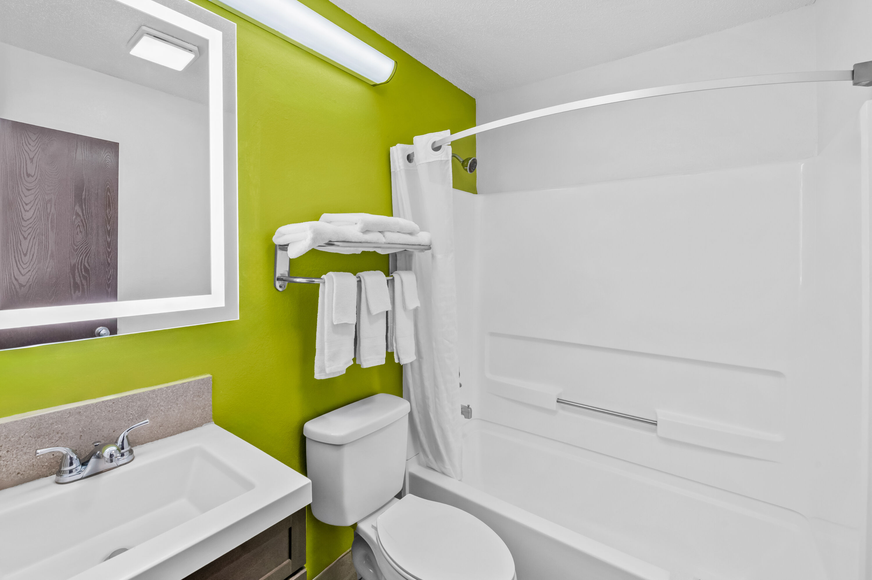 Guest room bath at the Super 8 by Wyndham Franklin in Franklin, Virginia