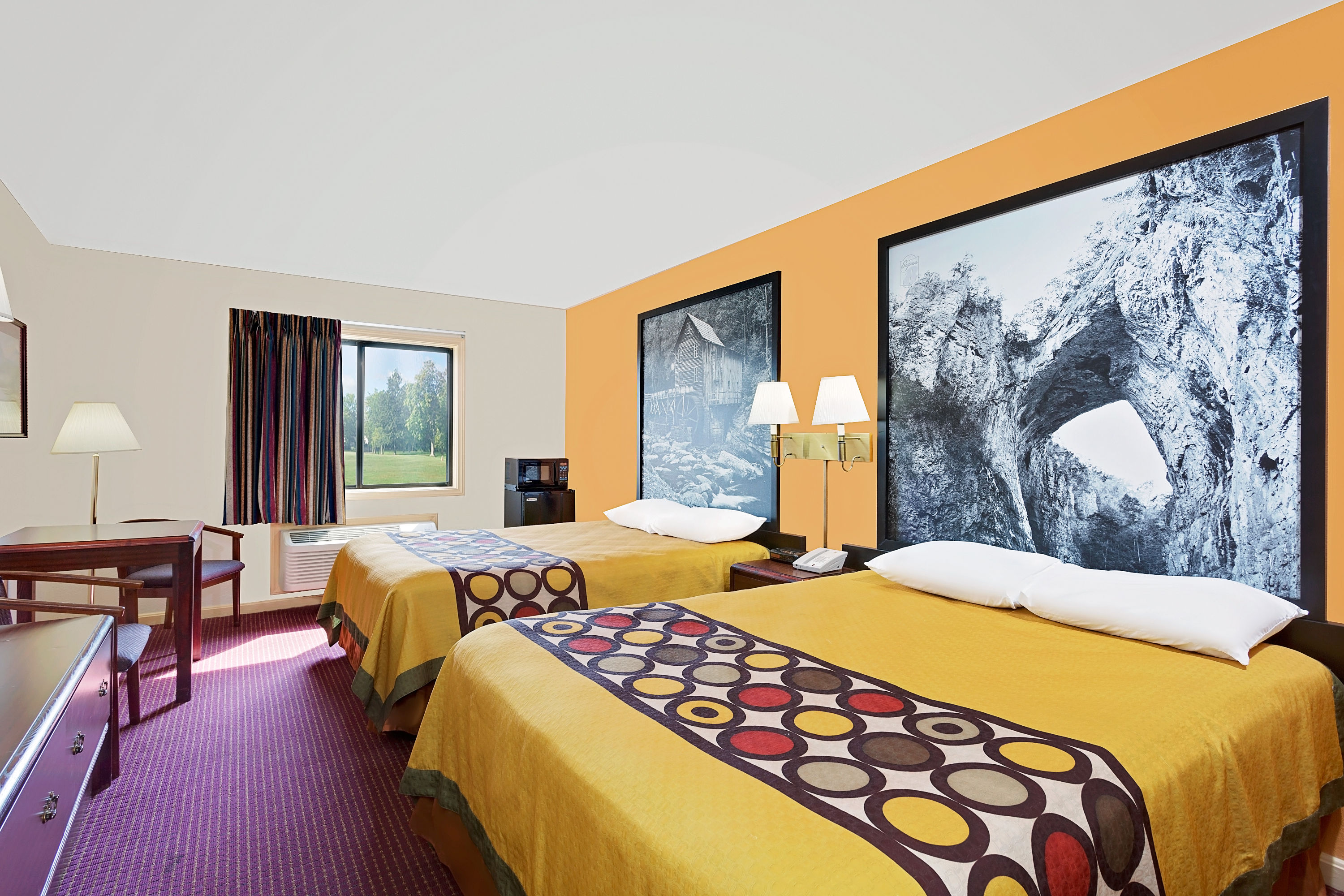 Guest room at the Super 8 by Wyndham Hillsville in Hillsville, Virginia