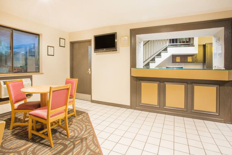 Super 8 Lexington VA hotel lobby in Lexington, Virginia