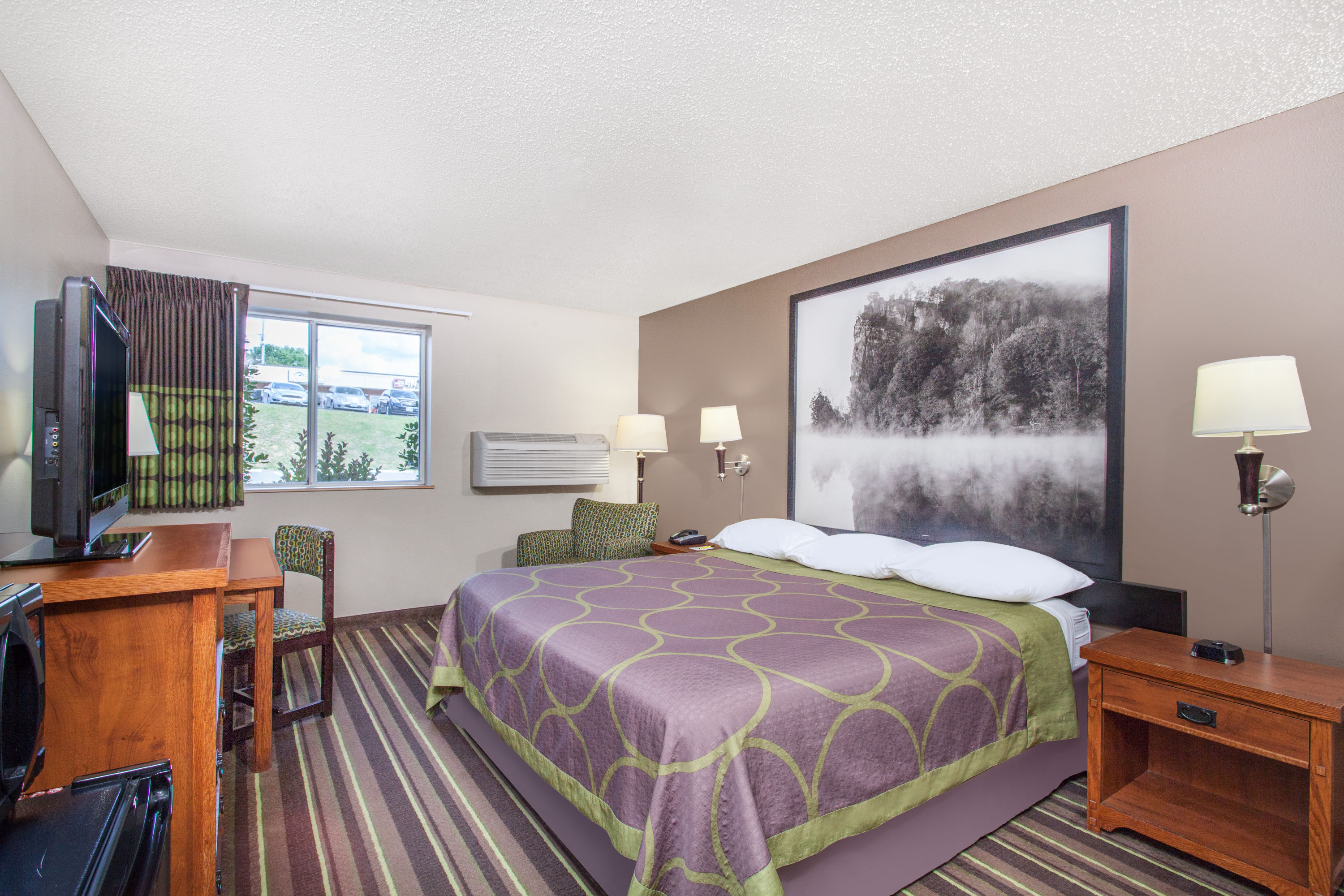 Super 8 by Wyndham Richlands/Claypool Hill Area Pounding Mill, VA Hotels