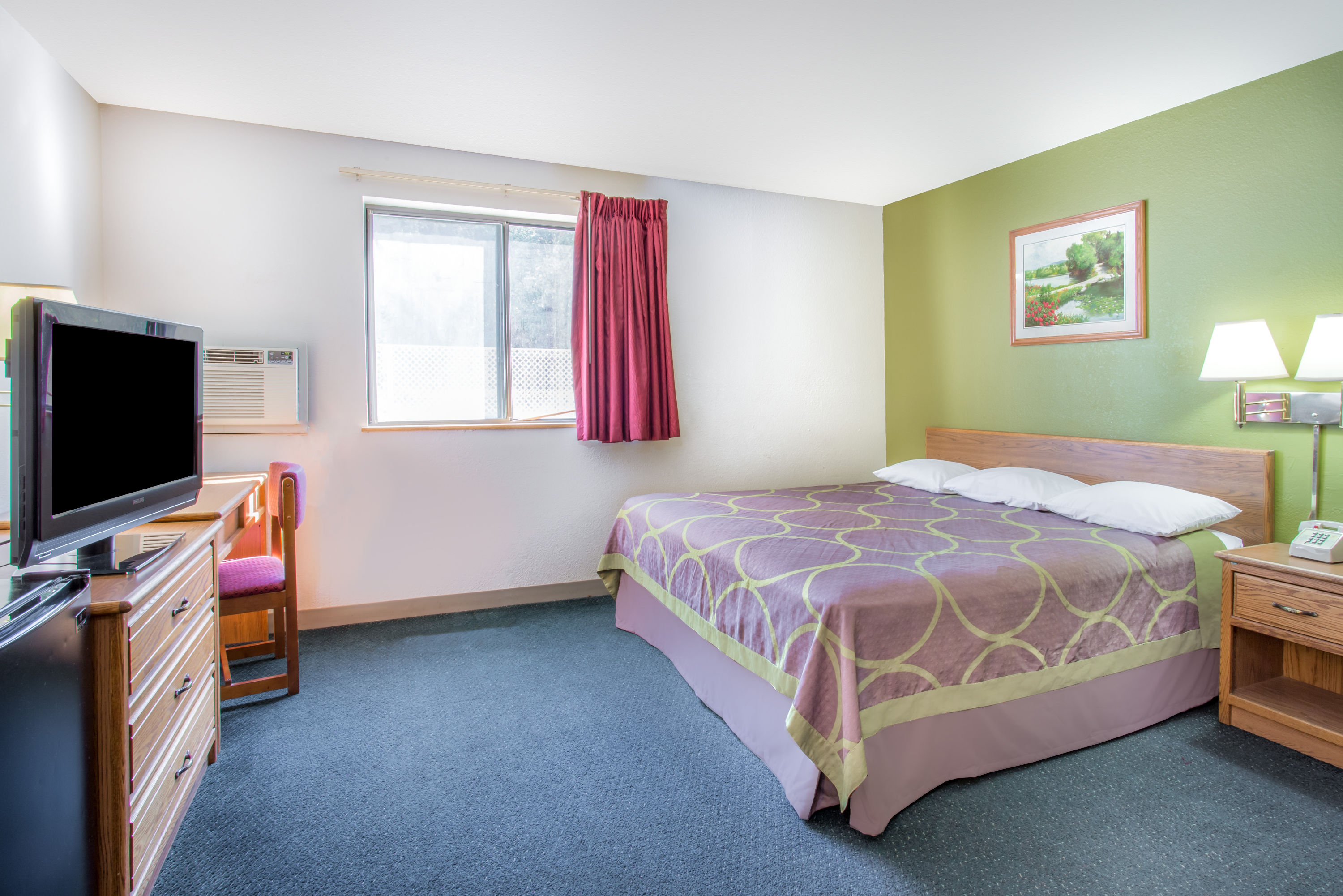 Super 8 by Wyndham Richmond/Broad Street | Richmond, VA Hotels