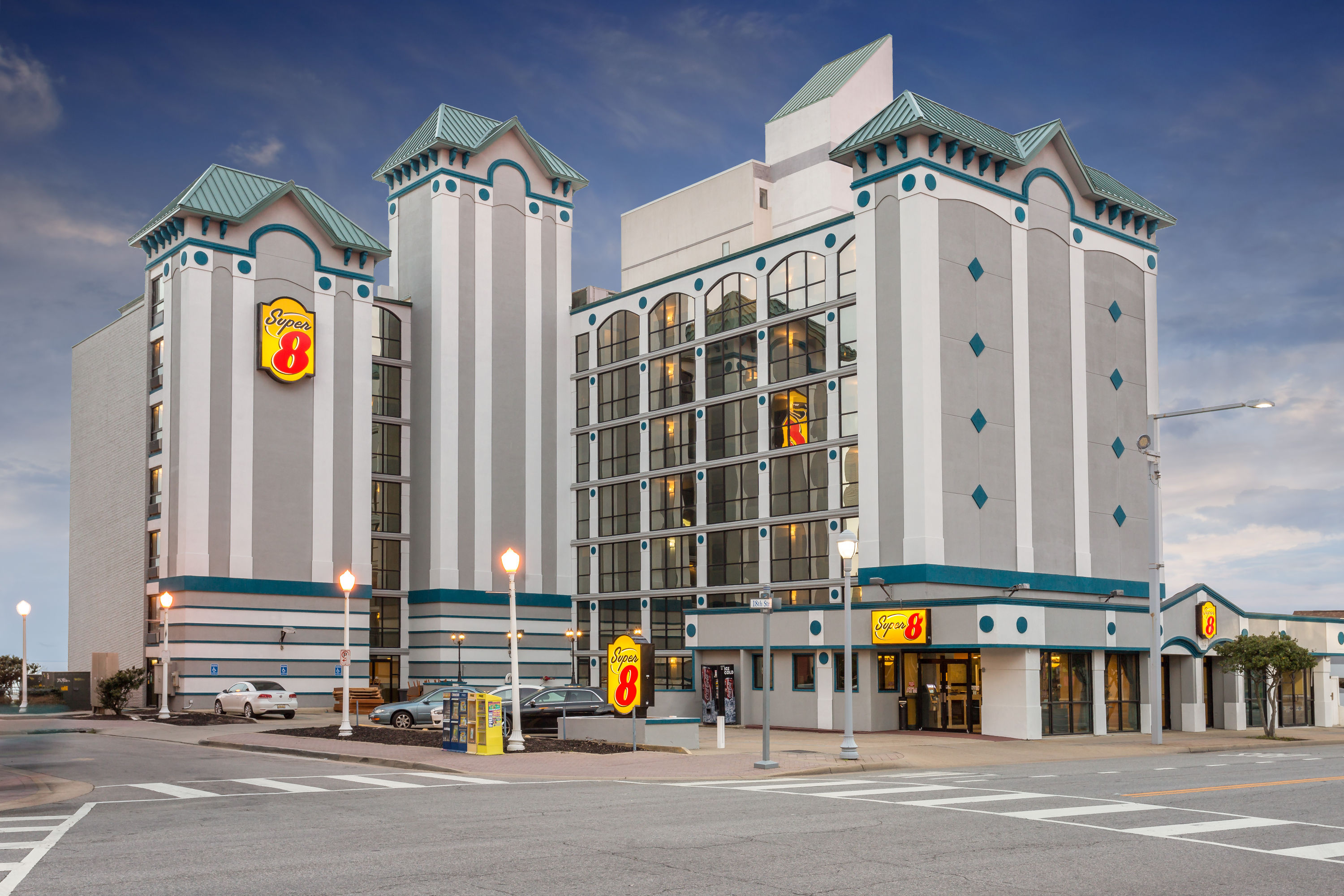 Super Wyndham Virginia Beach Oceanfront Virginia Beach  Hotels