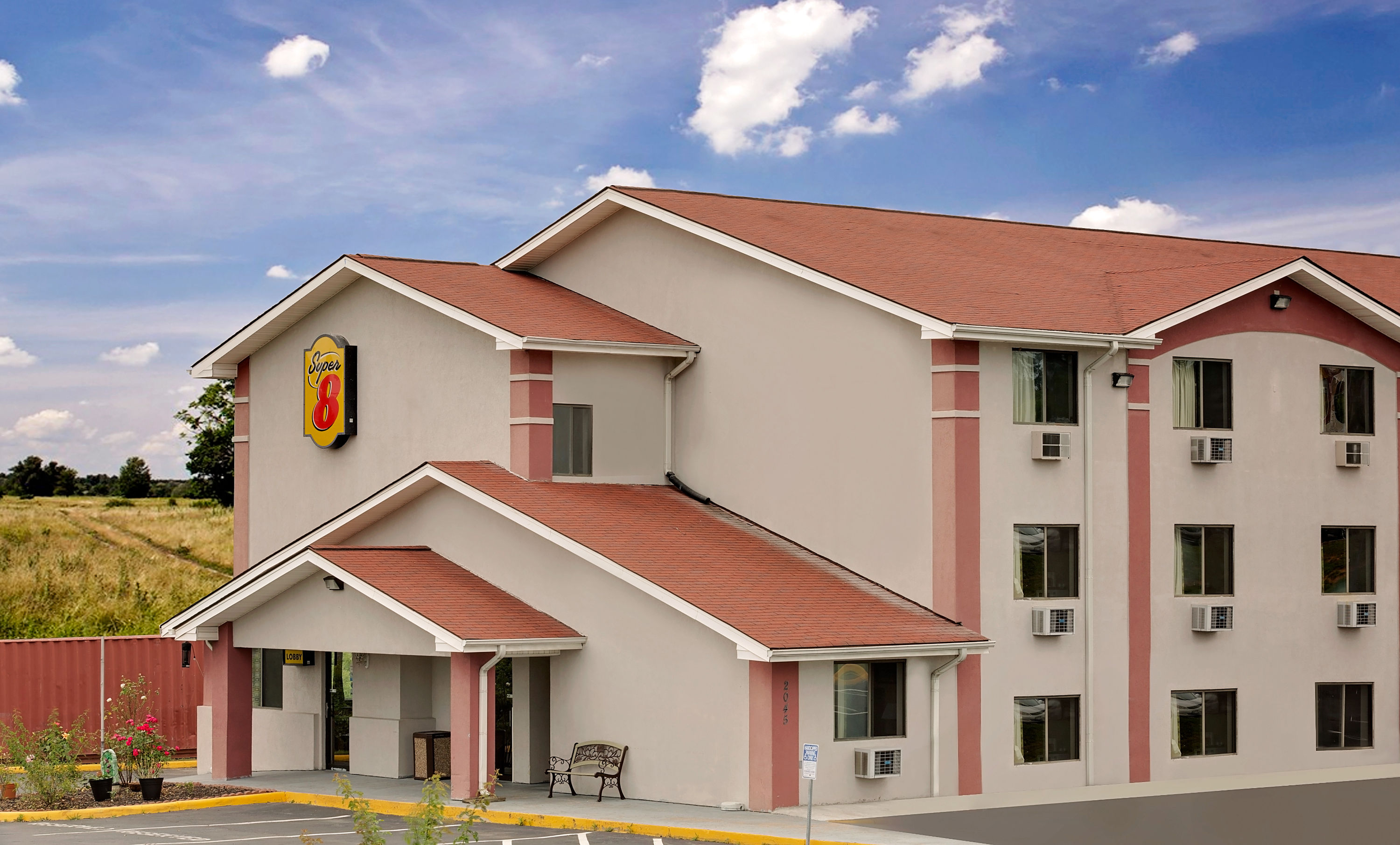 Exterior Day Image of Super 8 by Wyndham Waynesboro hotel in Waynesboro, Virginia