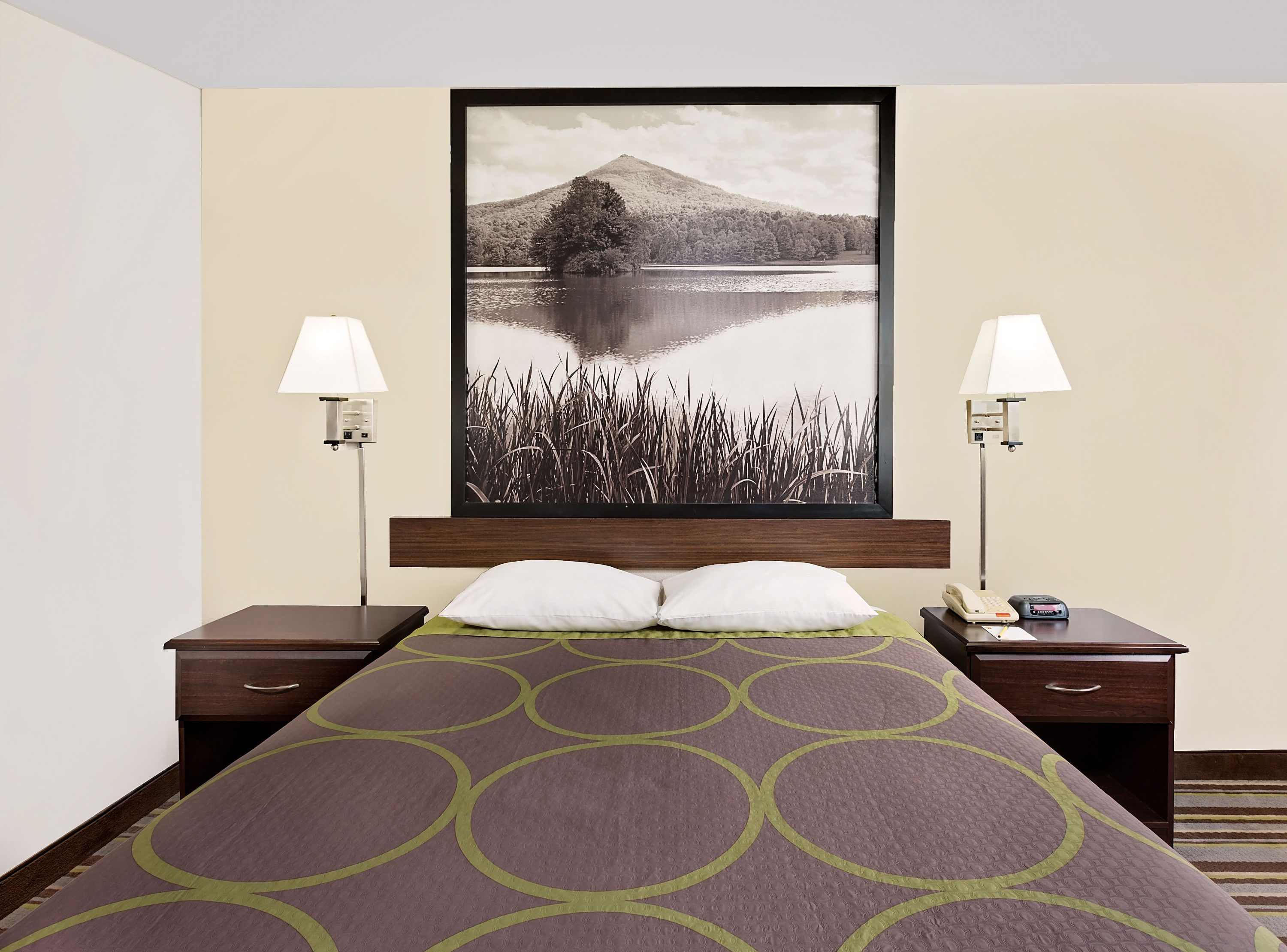 Guest room at the Super 8 by Wyndham Waynesboro in Waynesboro, Virginia