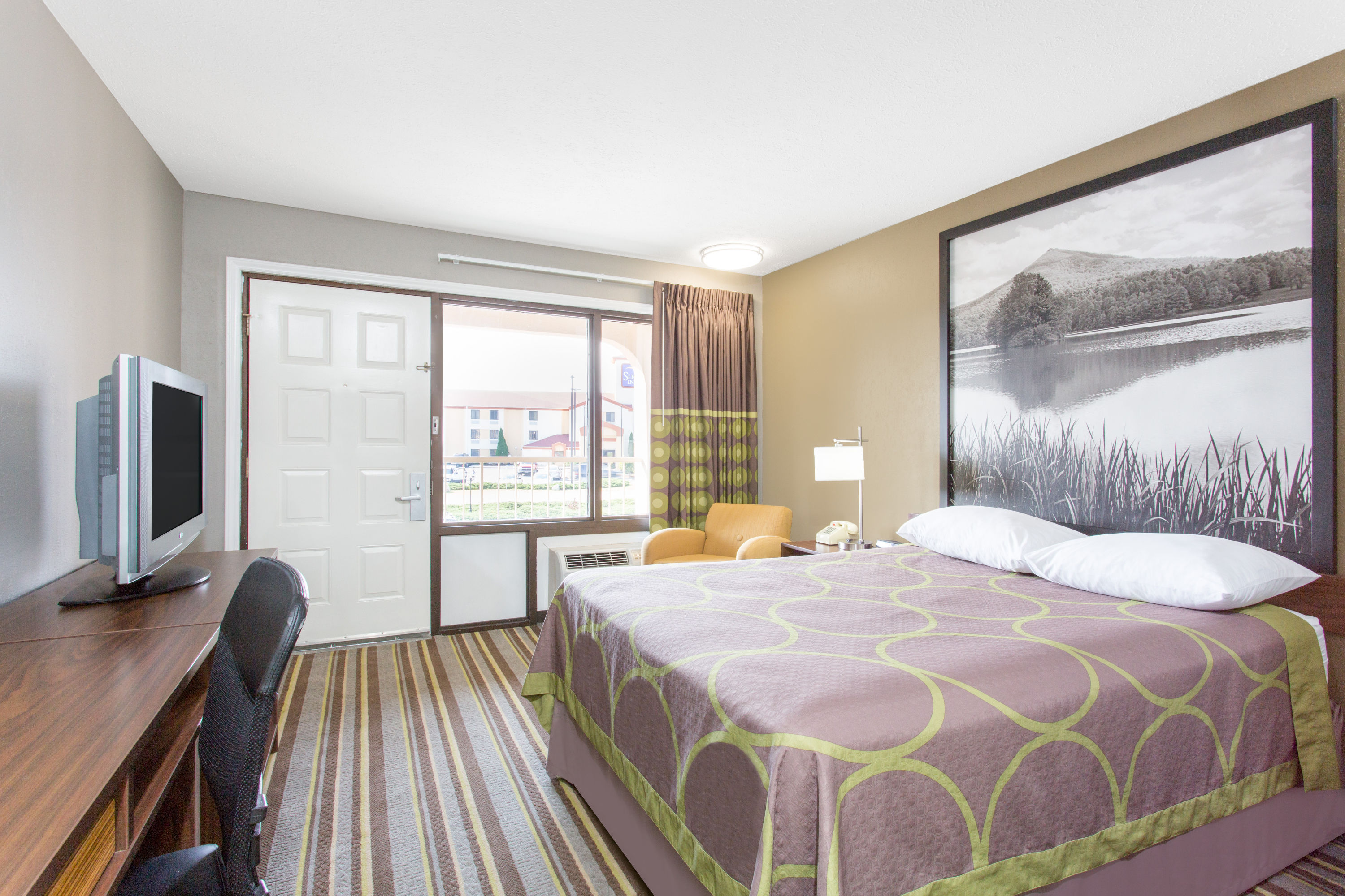 Guest room at the Super 8 by Wyndham Wytheville in Wytheville, Virginia