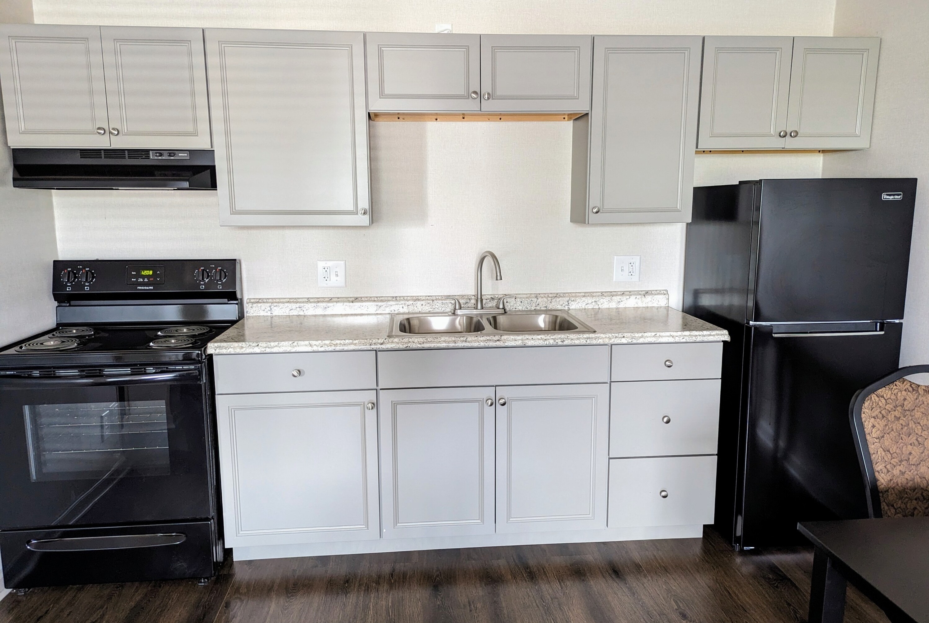 Guest room at the Super 8 by Wyndham Wytheville in Wytheville, Virginia