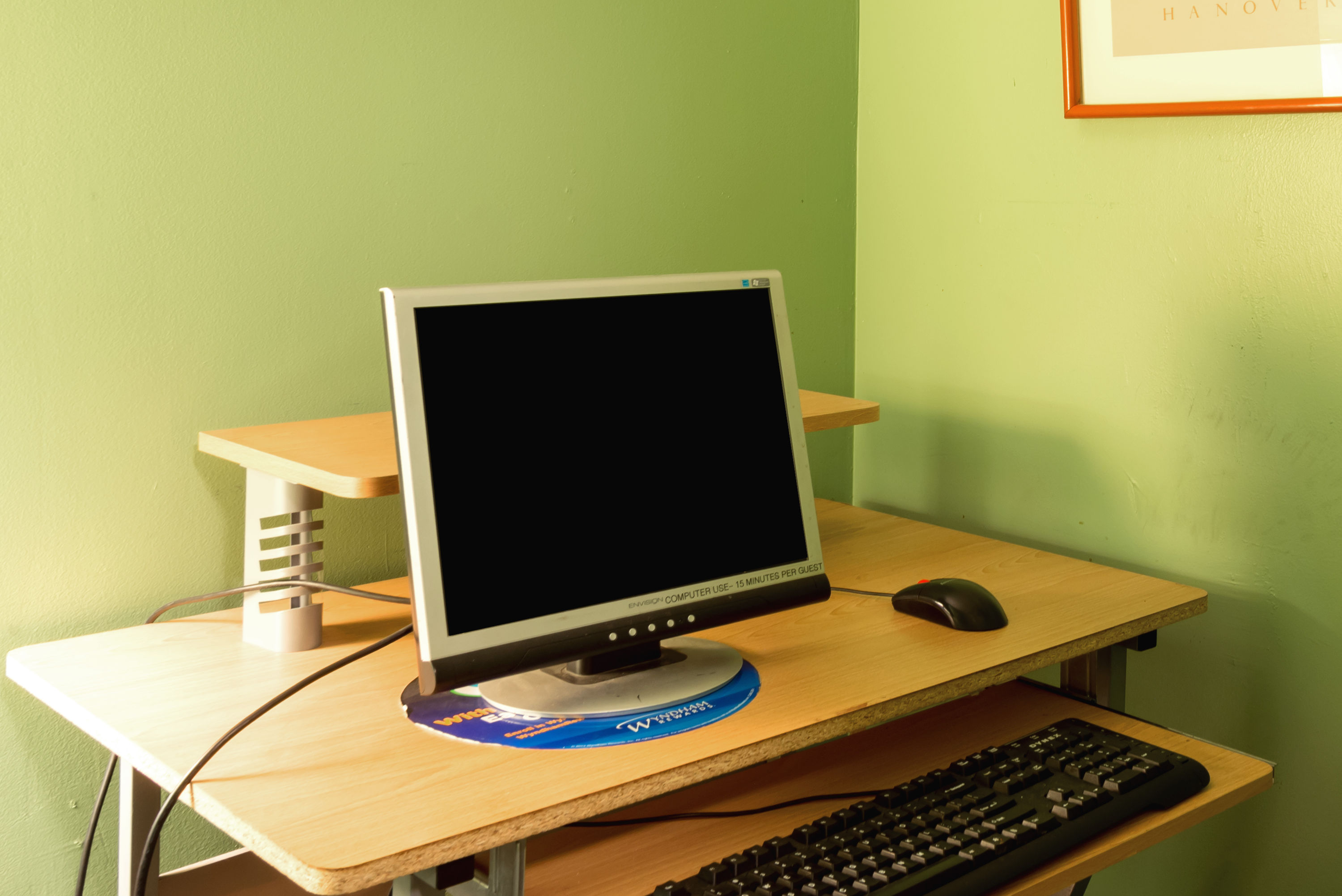 Super 8 by Wyndham White River Junction business center in White River Junction, Vermont