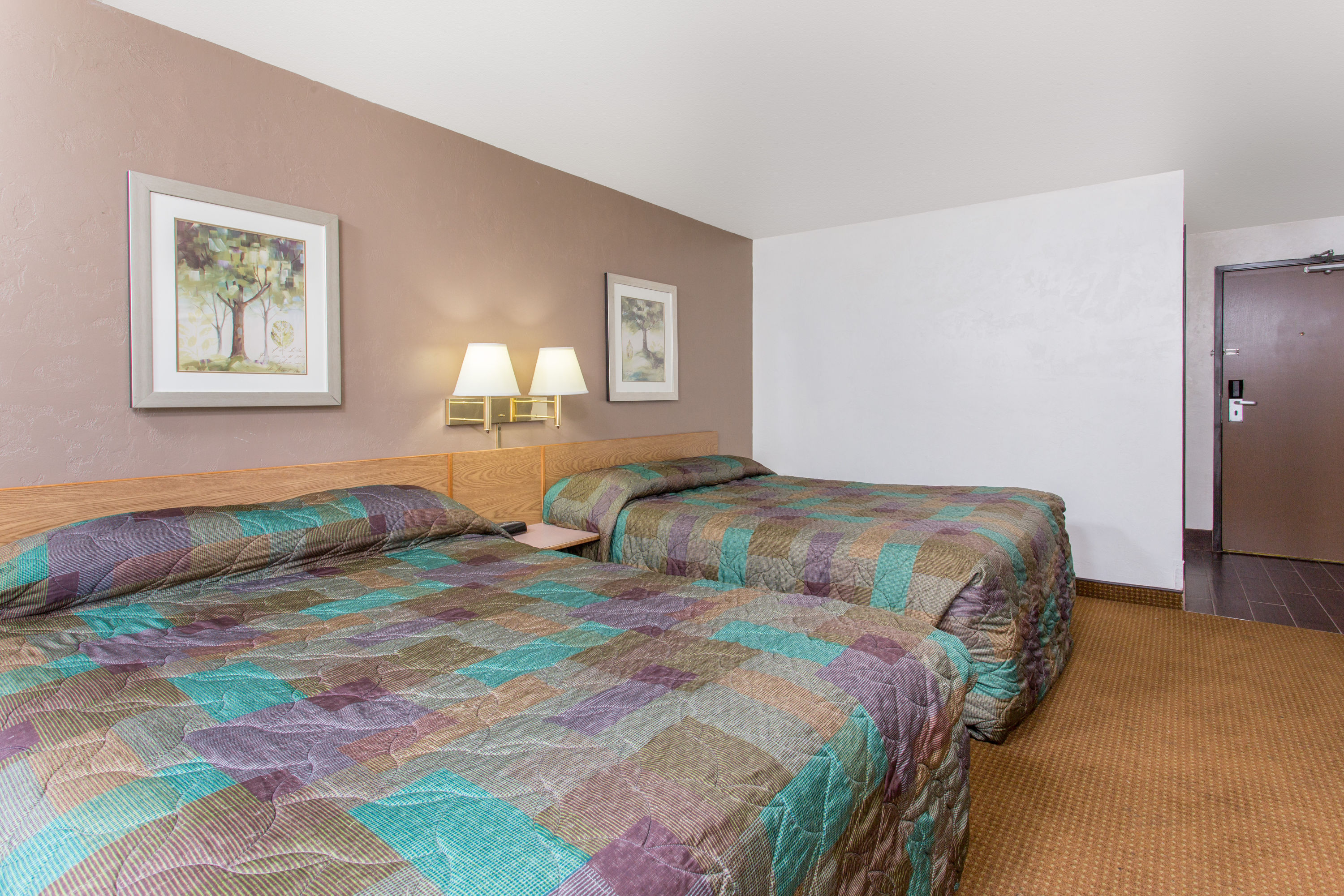 Guest room at the Super 8 by Wyndham Lacey Olympia Area in Lacey, Washington