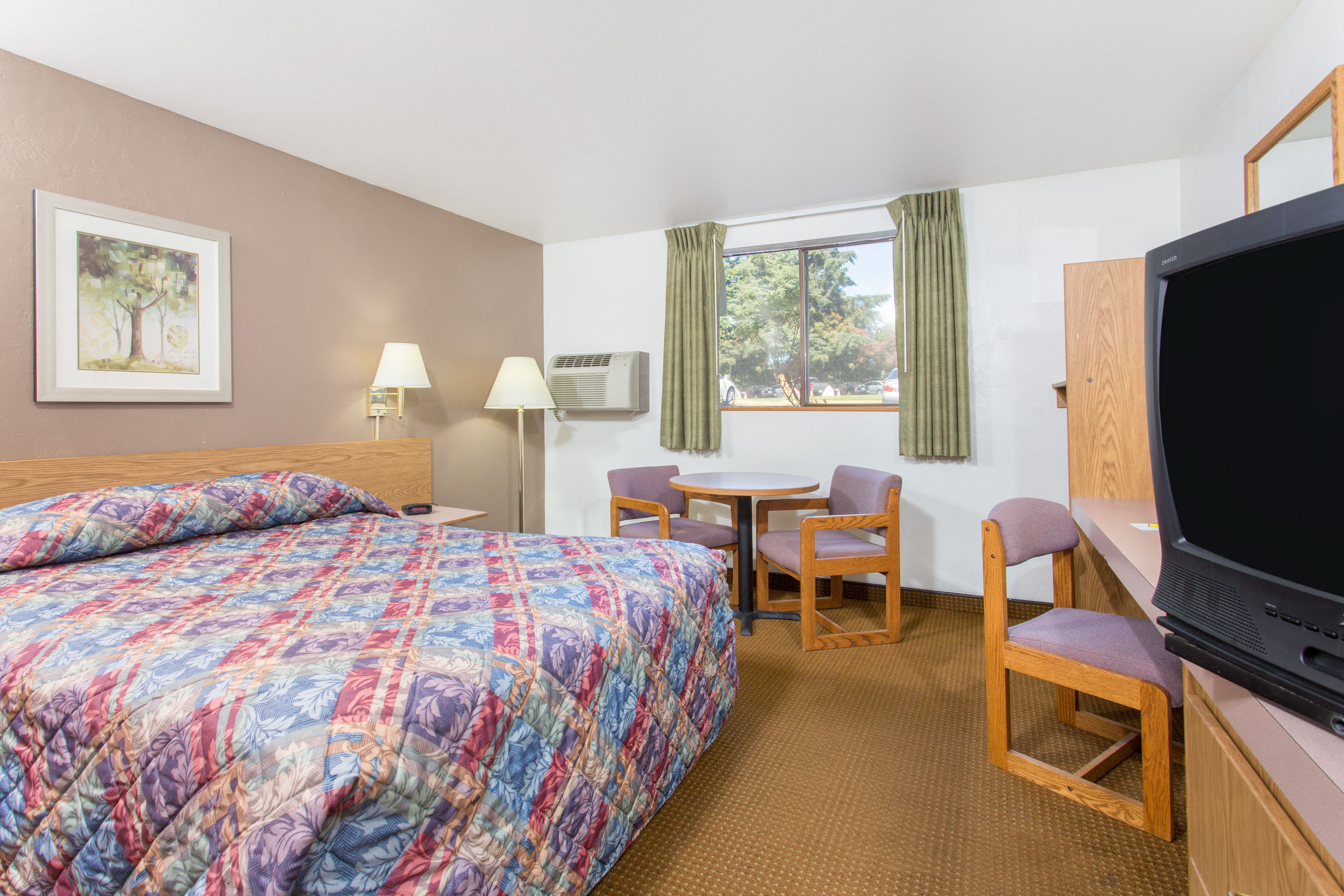 Guest room at the Super 8 by Wyndham Lacey Olympia Area in Lacey, Washington