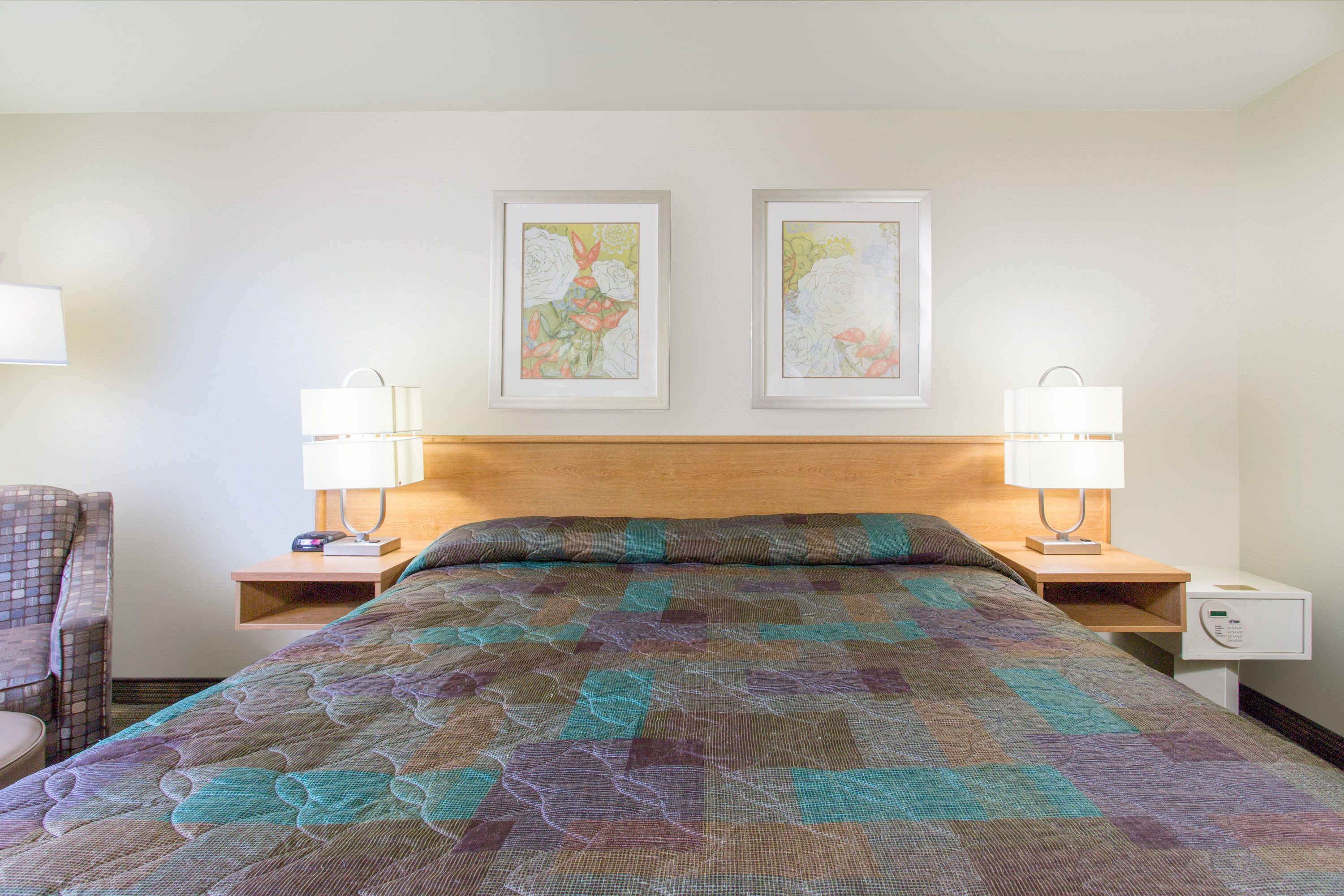 Guest room at the Super 8 by Wyndham Lacey Olympia Area in Lacey, Washington