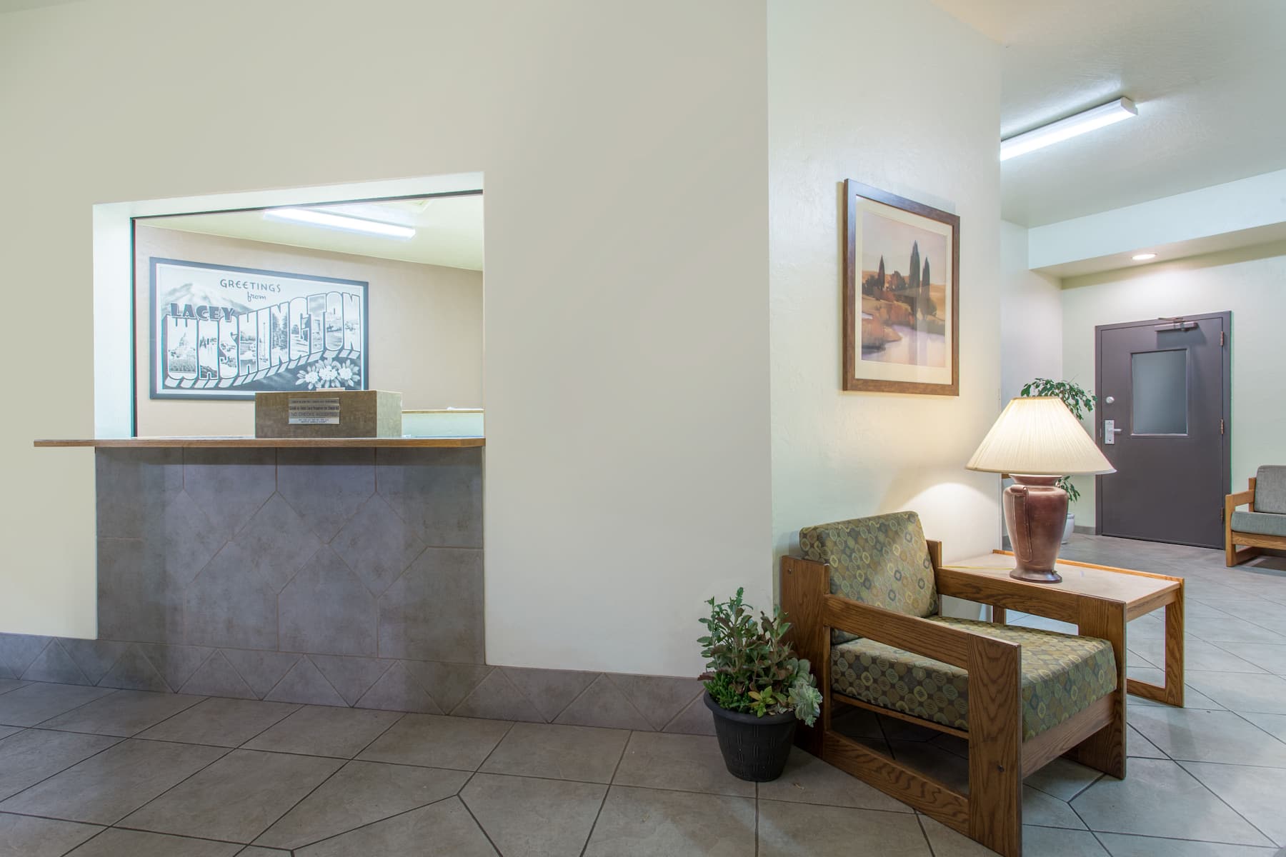 Super 8 by Wyndham Lacey Olympia Area | Lacey, WA Hotels