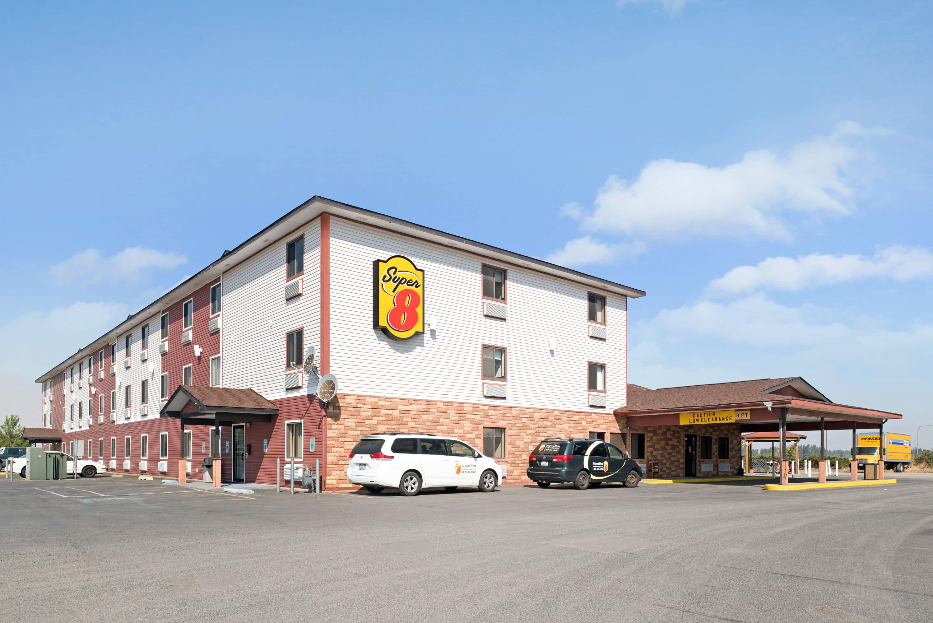 Super 8 By Wyndham Spokane West Wa Hotels