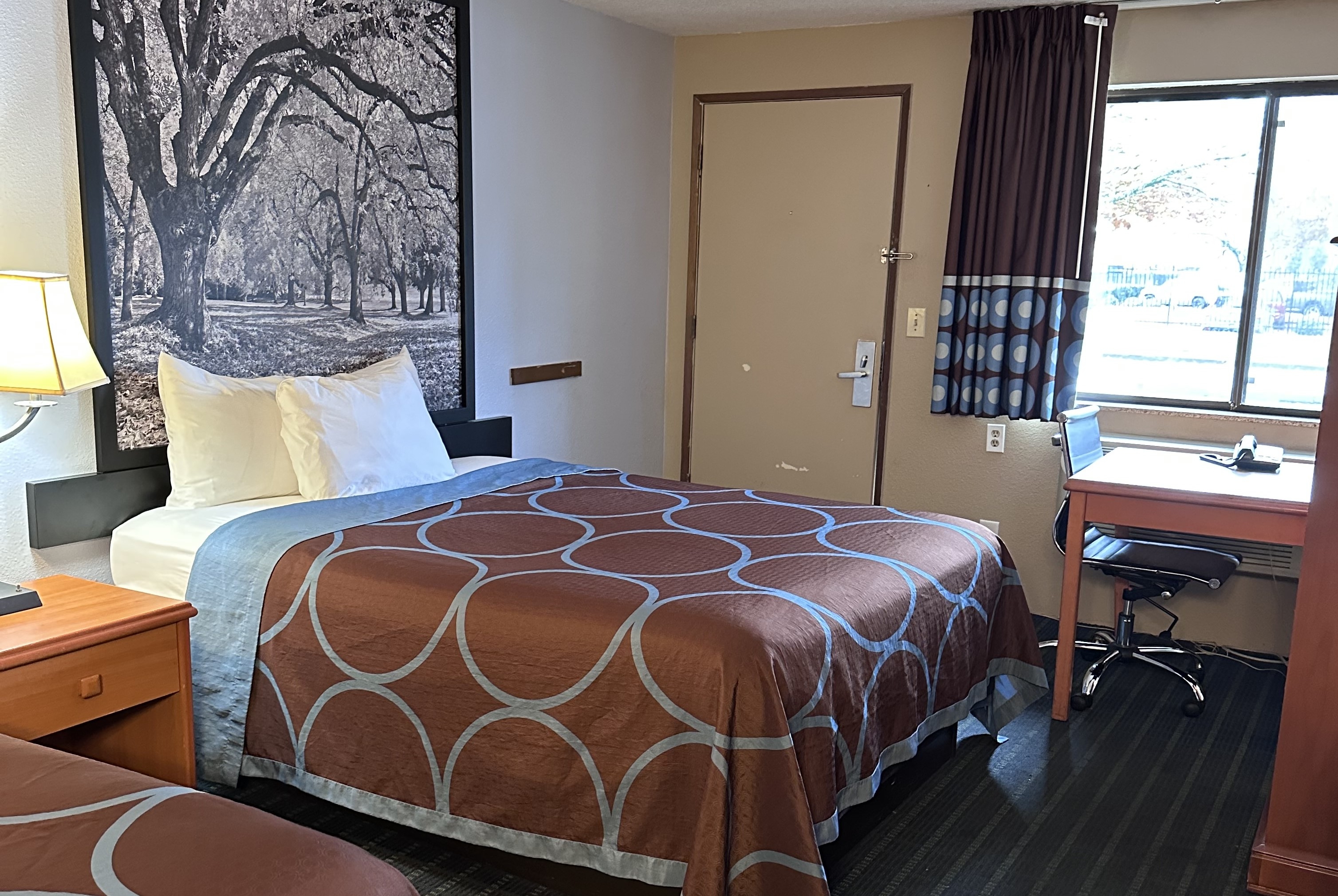 Guest room at the Super 8 by Wyndham Vancouver East in Vancouver, Washington