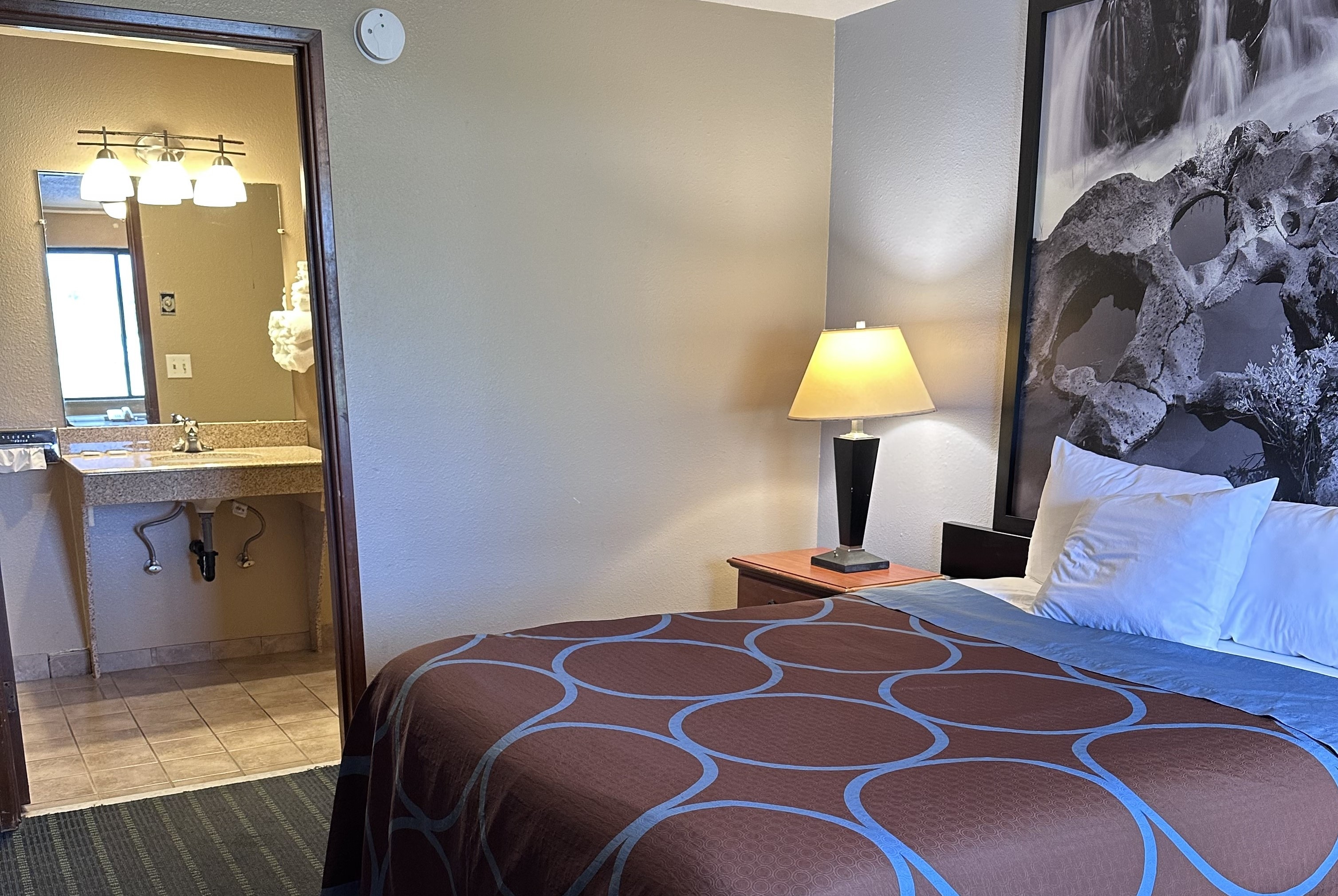 Guest room at the Super 8 by Wyndham Vancouver East in Vancouver, Washington