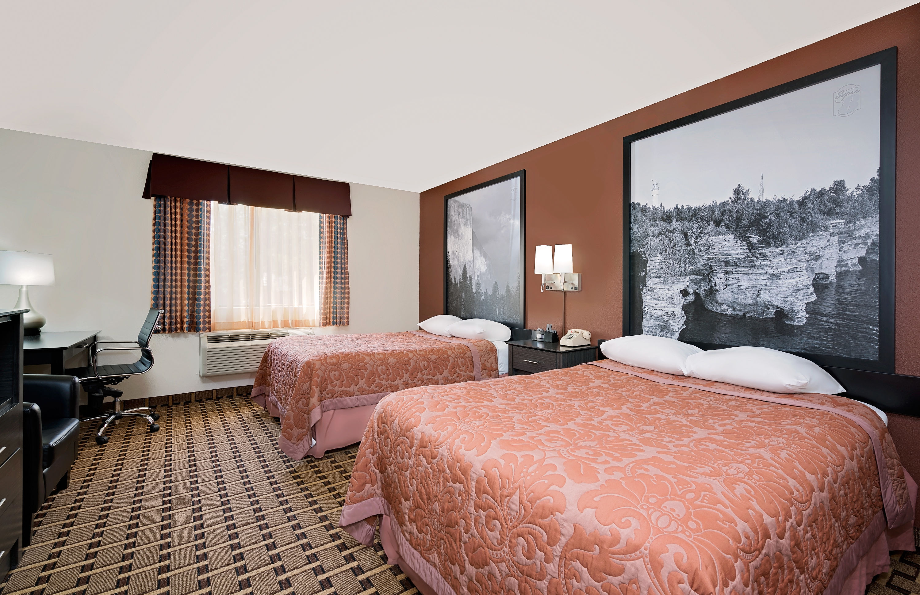 Guest room at the Super 8 by Wyndham Ashland in Ashland, Wisconsin