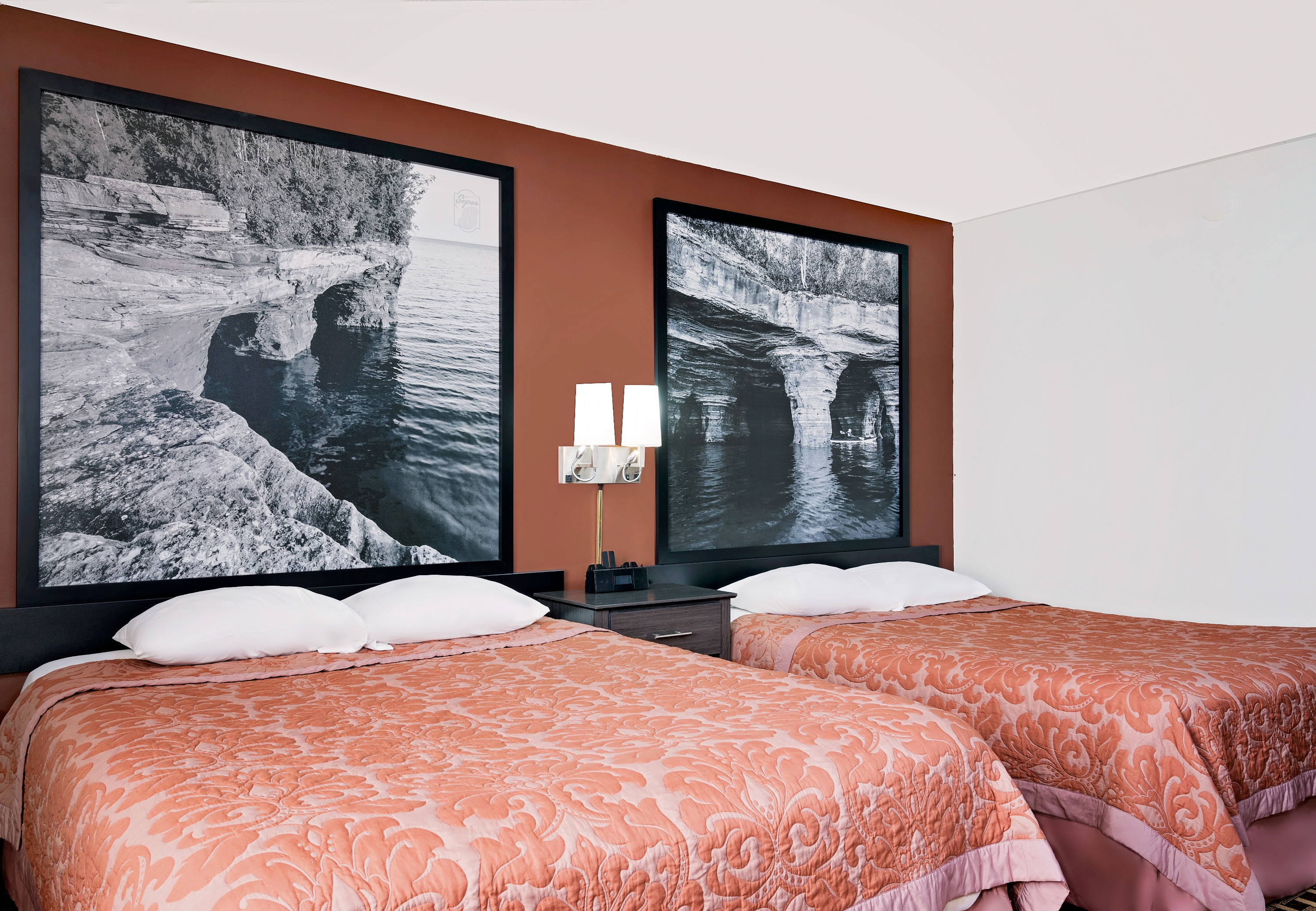 Super 8 by Wyndham Ashland suite in Ashland, Wisconsin