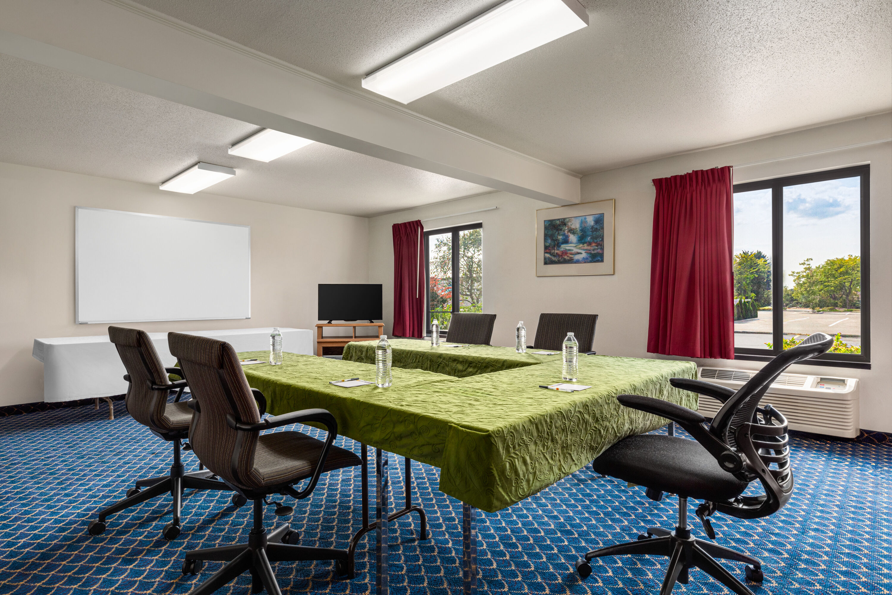 U-shape meeting room at Super 8 by Wyndham Germantown/Milwaukee in Germantown, Wisconsin