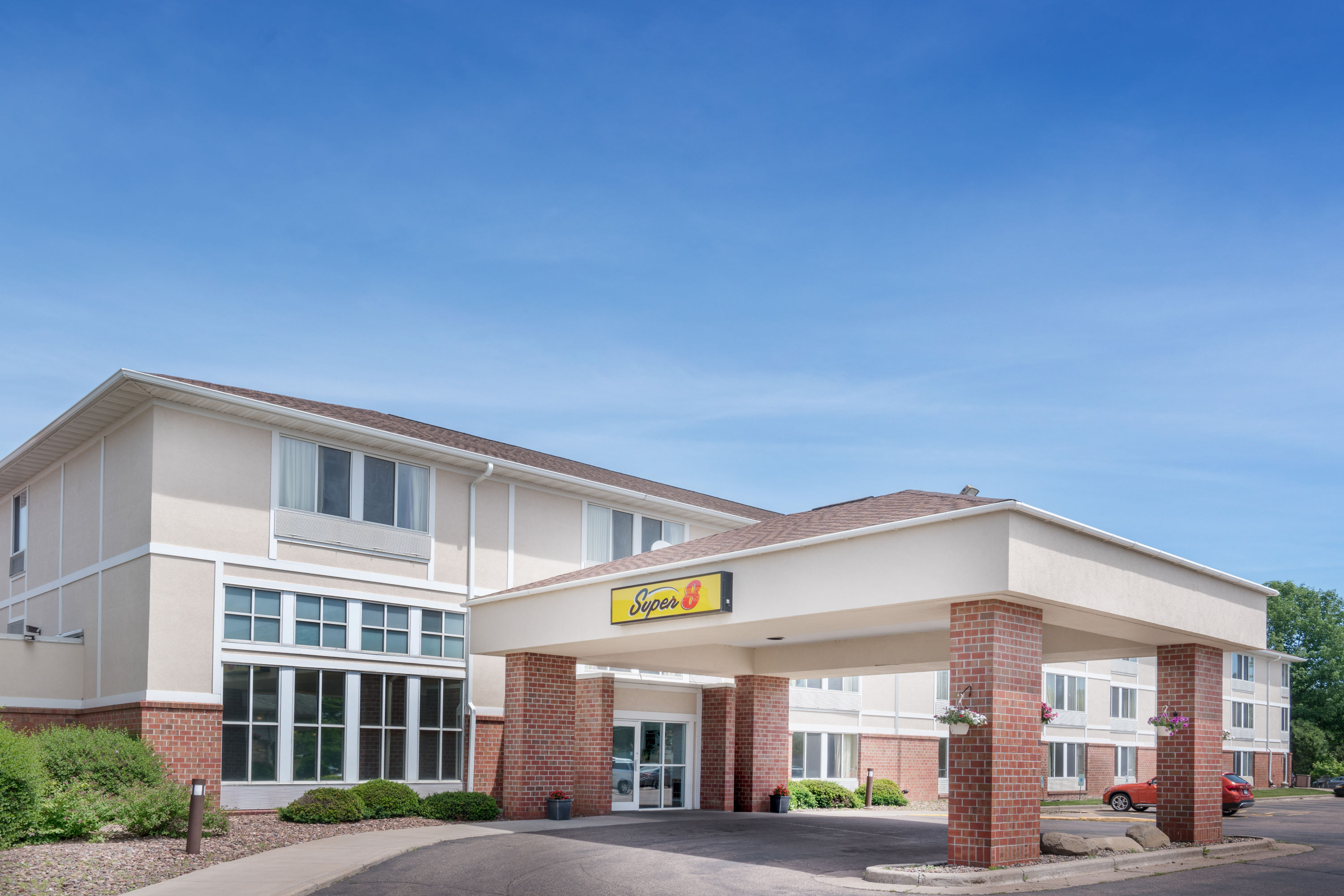Super Wyndham Menomonie Menomonie  Hotels