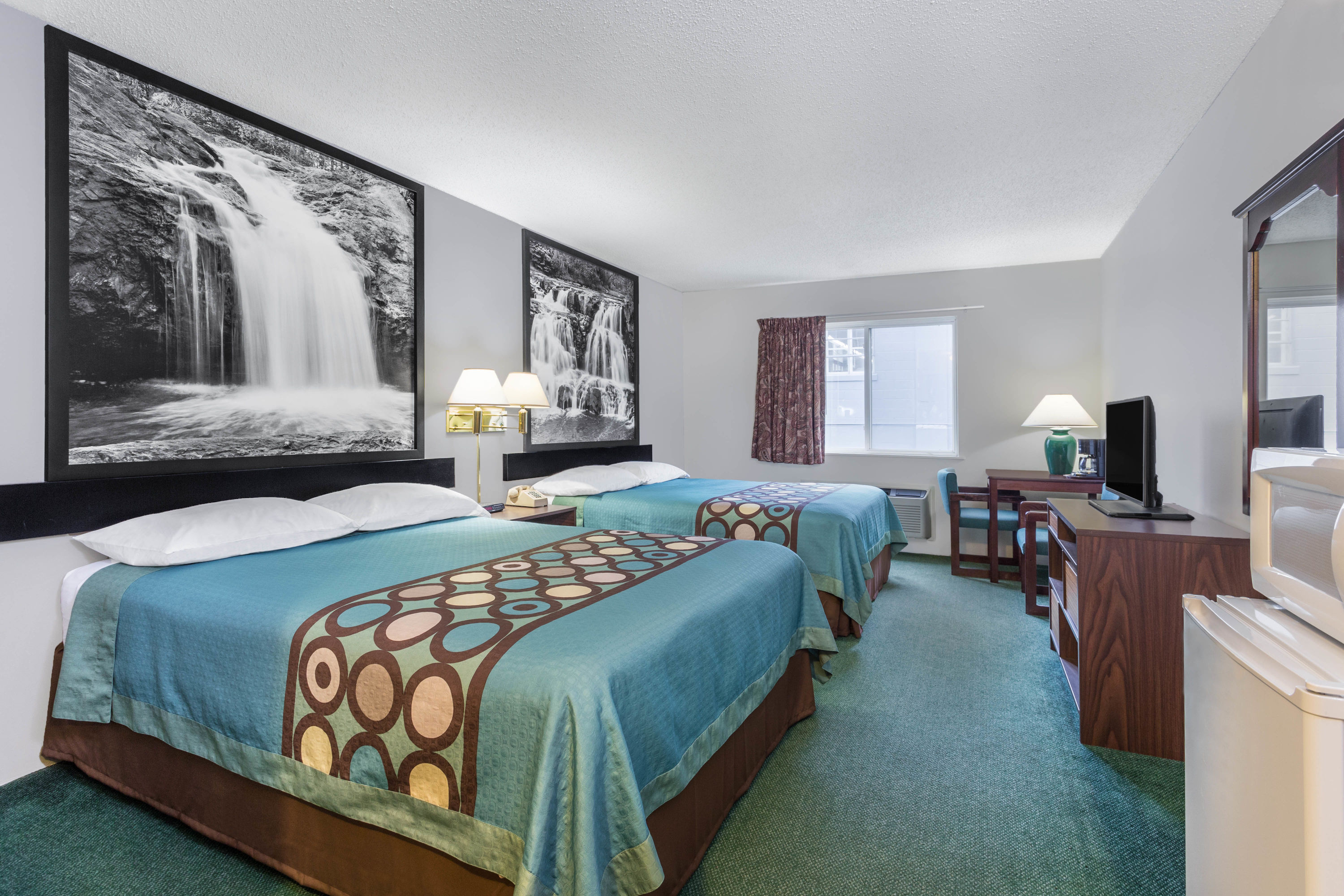 Super 8 By Wyndham Reedsburg Reedsburg Wi Hotels