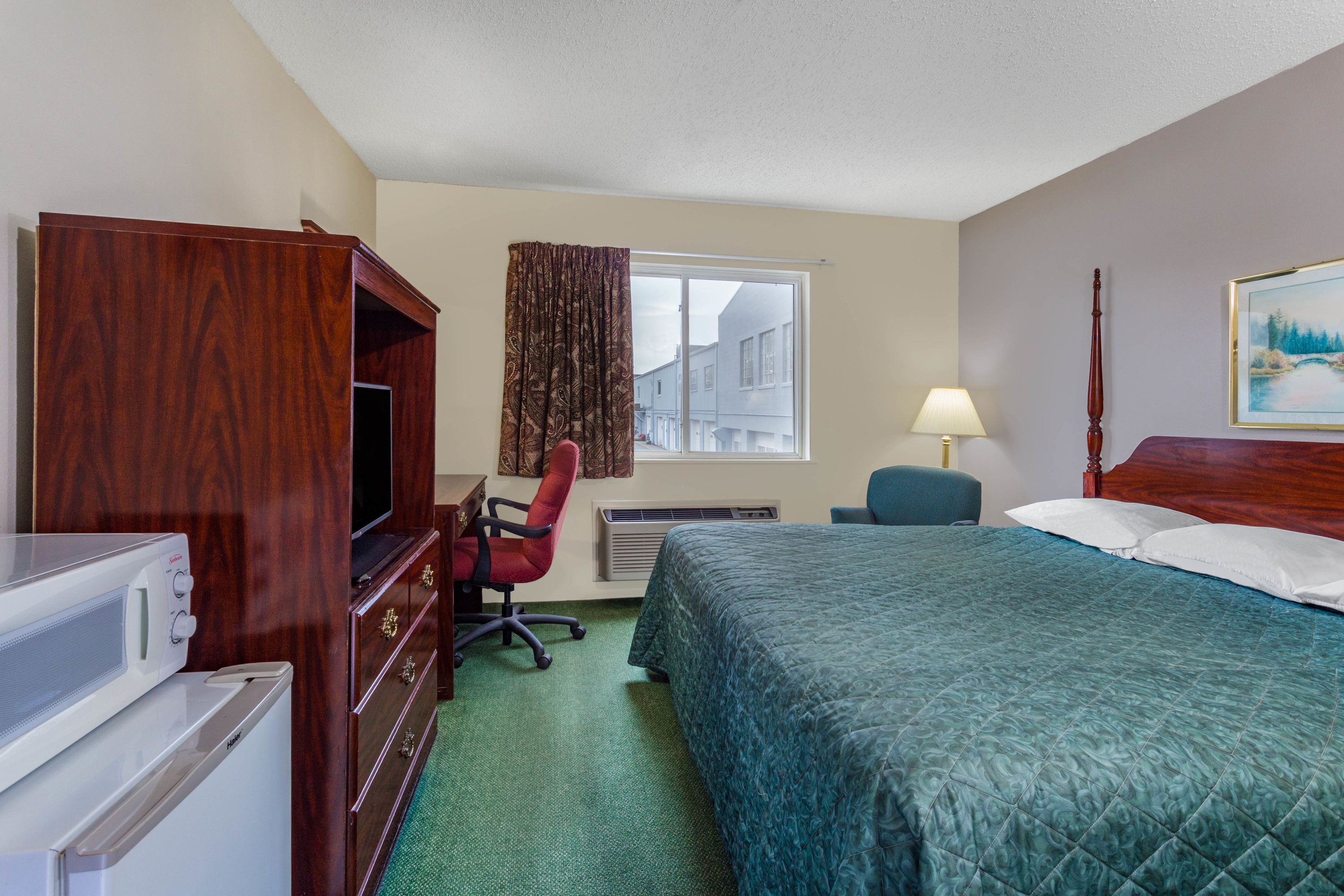 Super 8 By Wyndham Reedsburg Reedsburg Wi Hotels