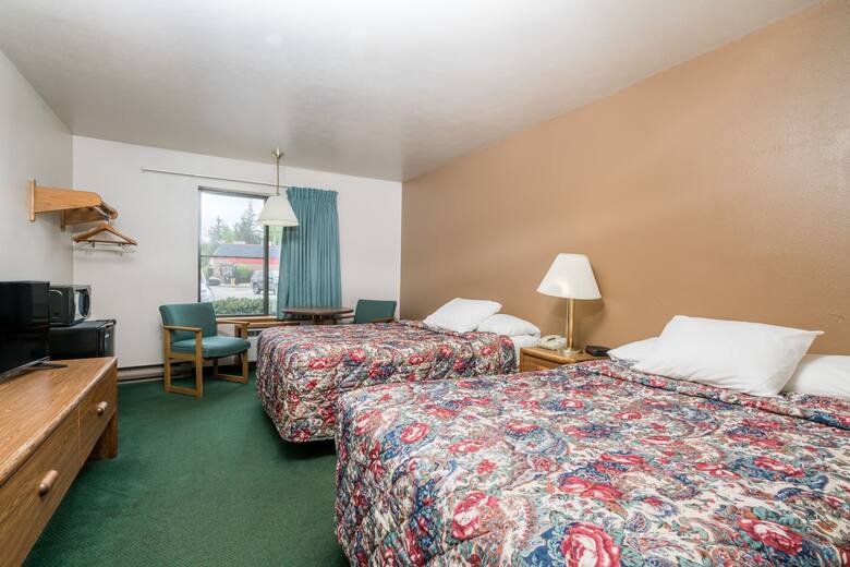 Guest room at the Super 8 Shawano in Shawano, Wisconsin