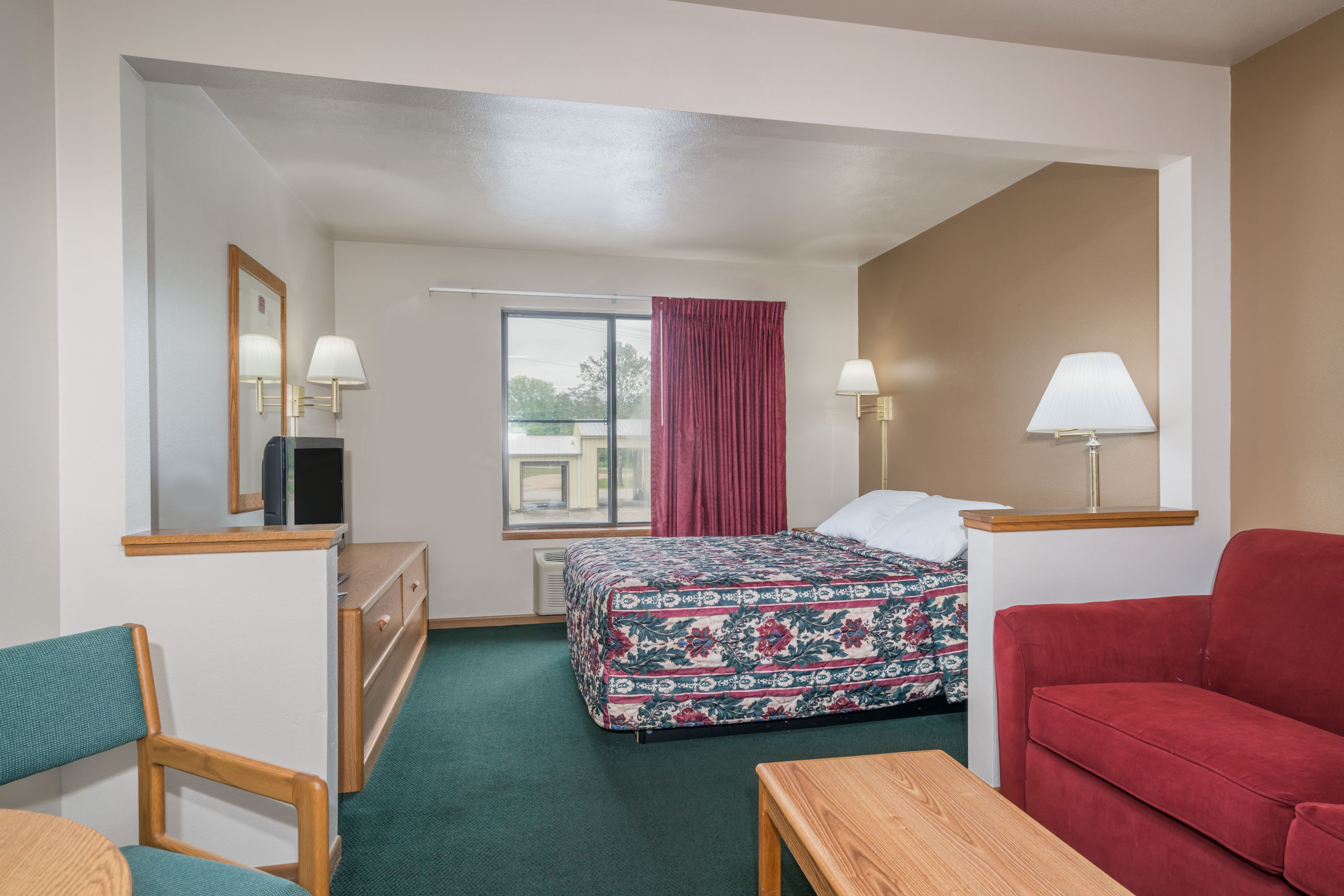 Super 8 by Wyndham Shawano Shawano, WI Hotels