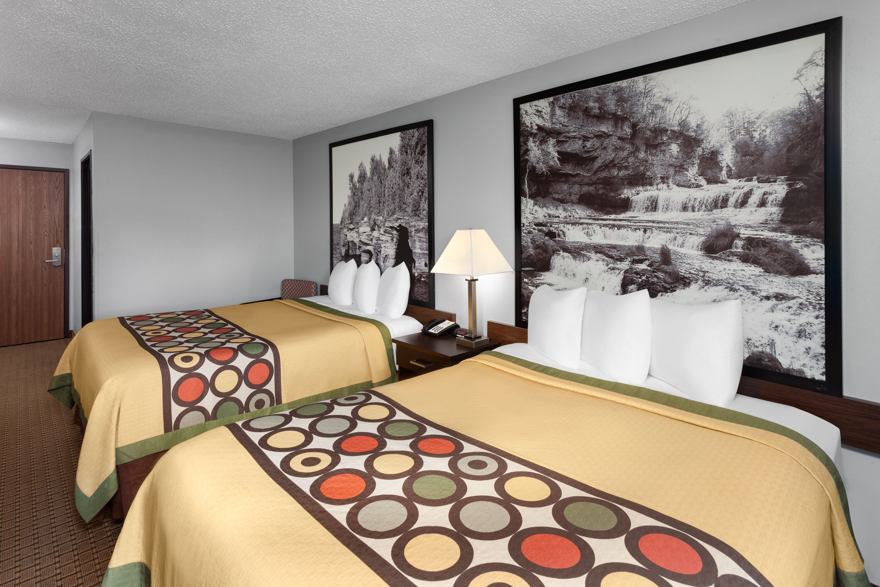 Guest room at the Super 8 by Wyndham Sun Prairie/Madison E in Sun Prairie, Wisconsin