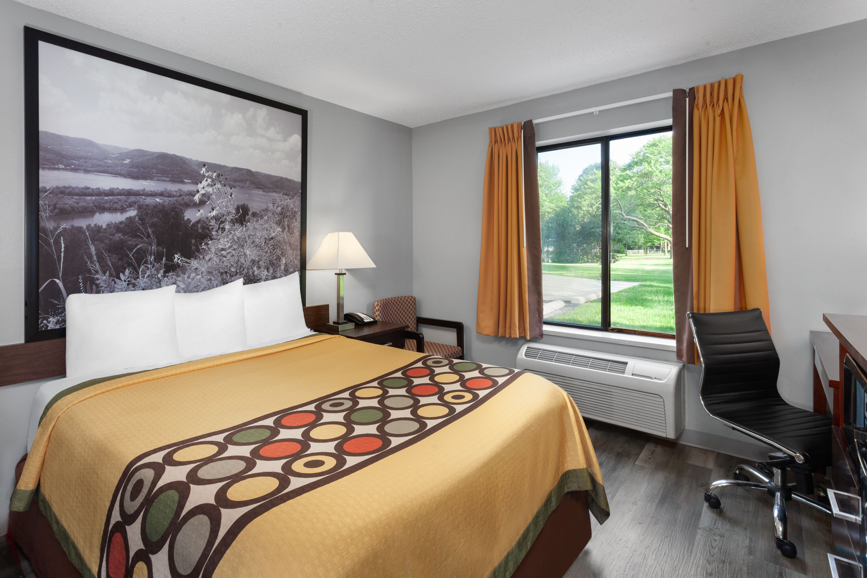 Guest room at the Super 8 by Wyndham Sun Prairie/Madison E in Sun Prairie, Wisconsin