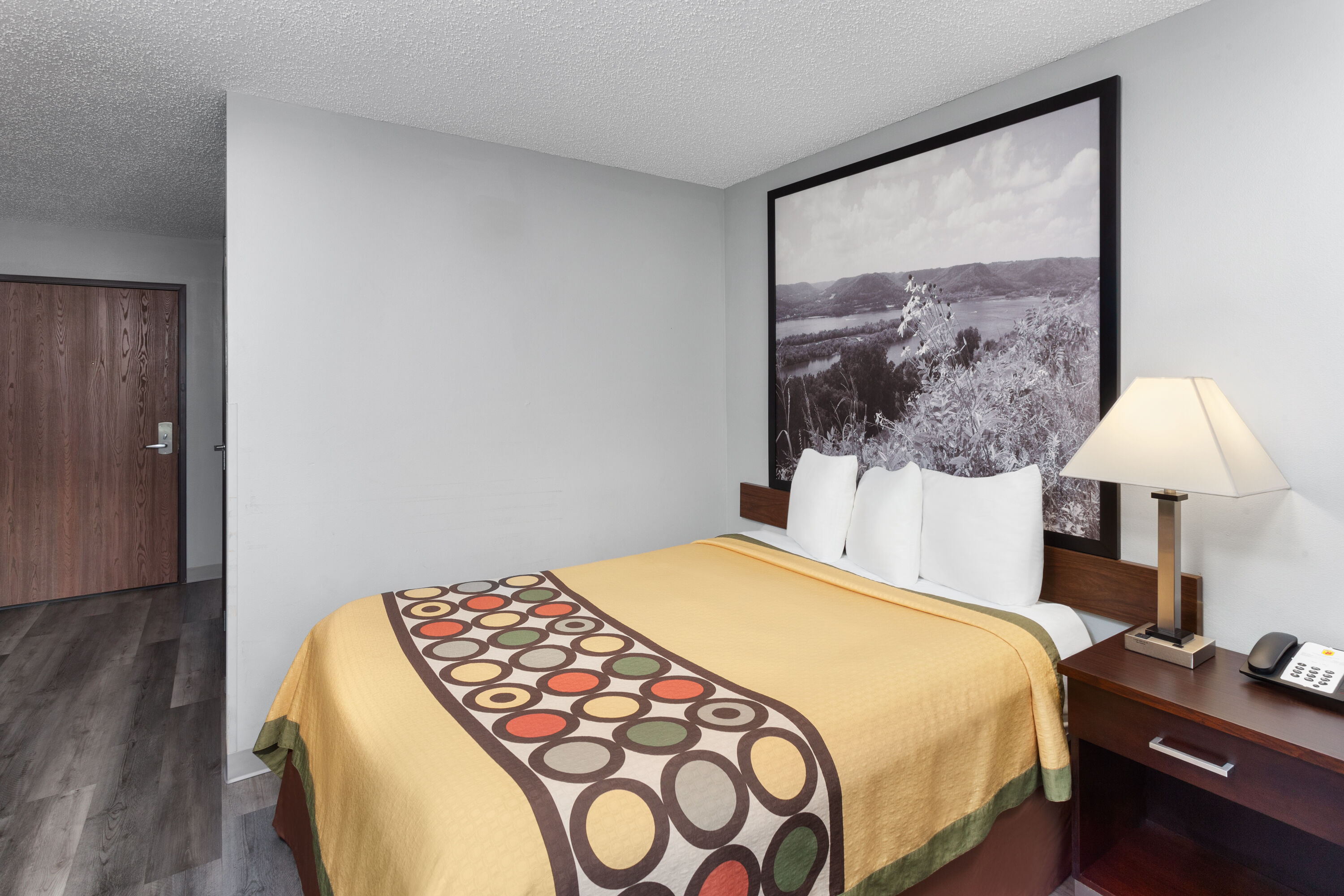 Guest room at the Super 8 by Wyndham Sun Prairie/Madison E in Sun Prairie, Wisconsin