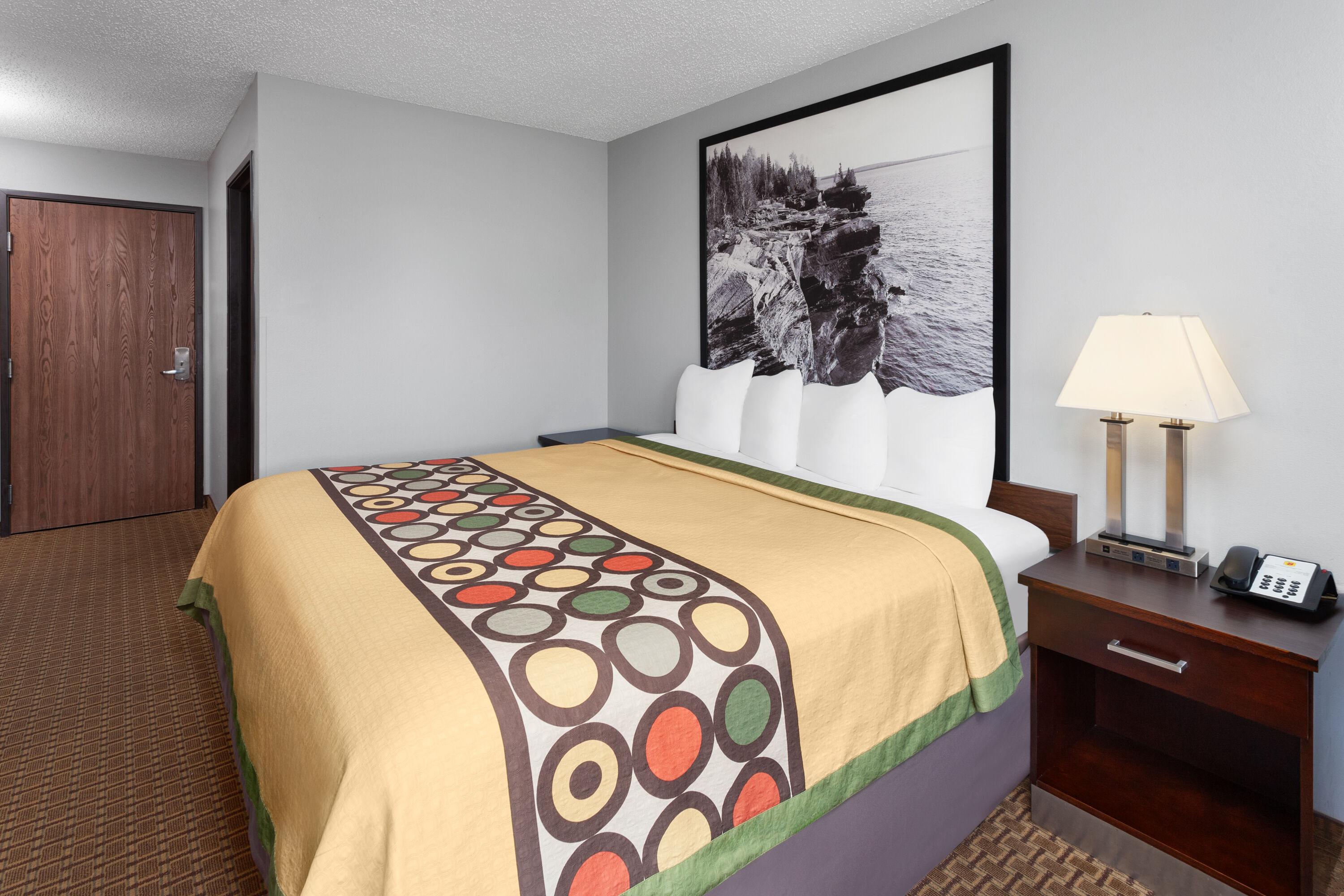 Guest room at the Super 8 by Wyndham Sun Prairie/Madison E in Sun Prairie, Wisconsin