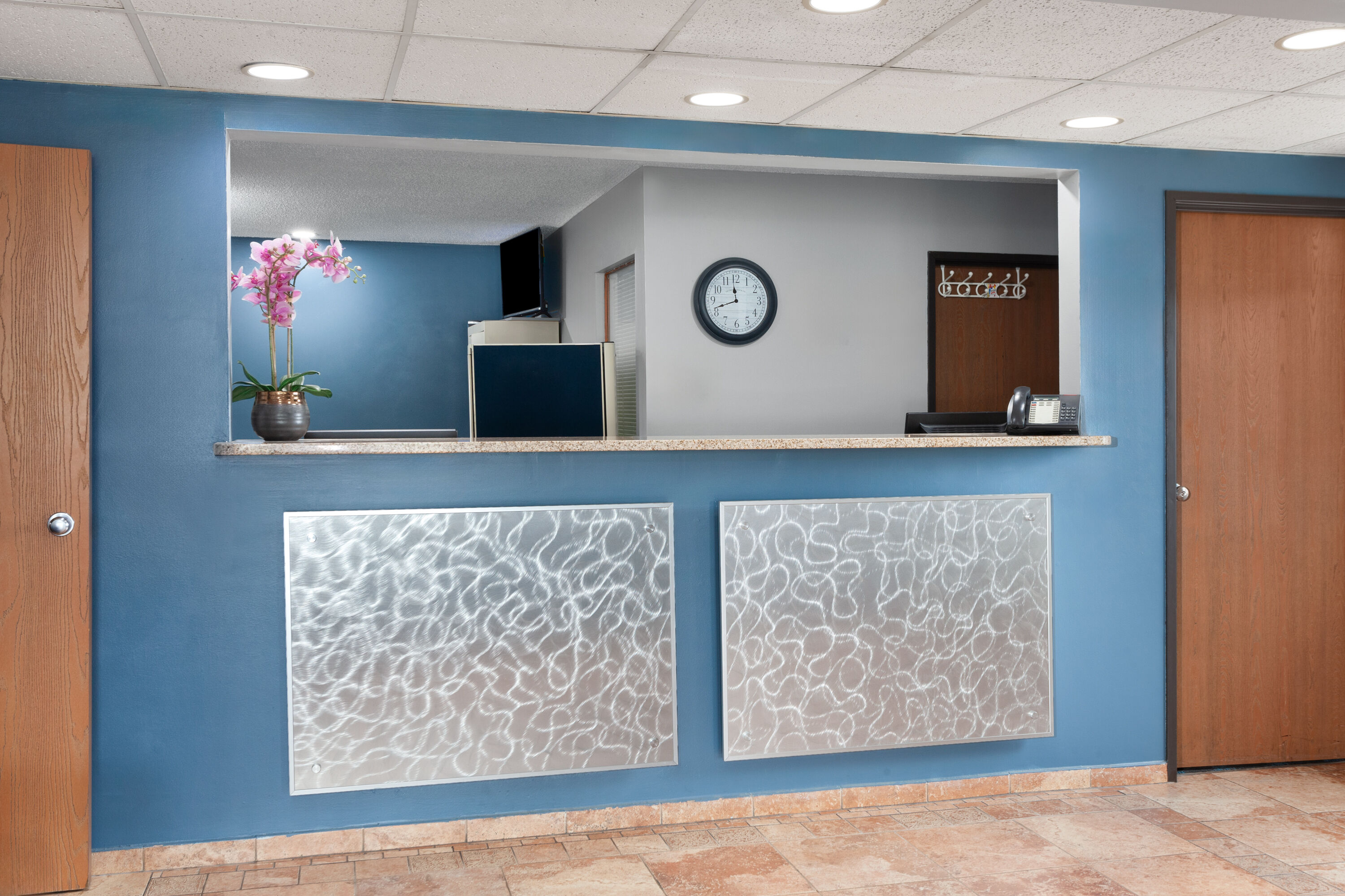 Super 8 by Wyndham Sun Prairie/Madison E reception in Sun Prairie, Wisconsin