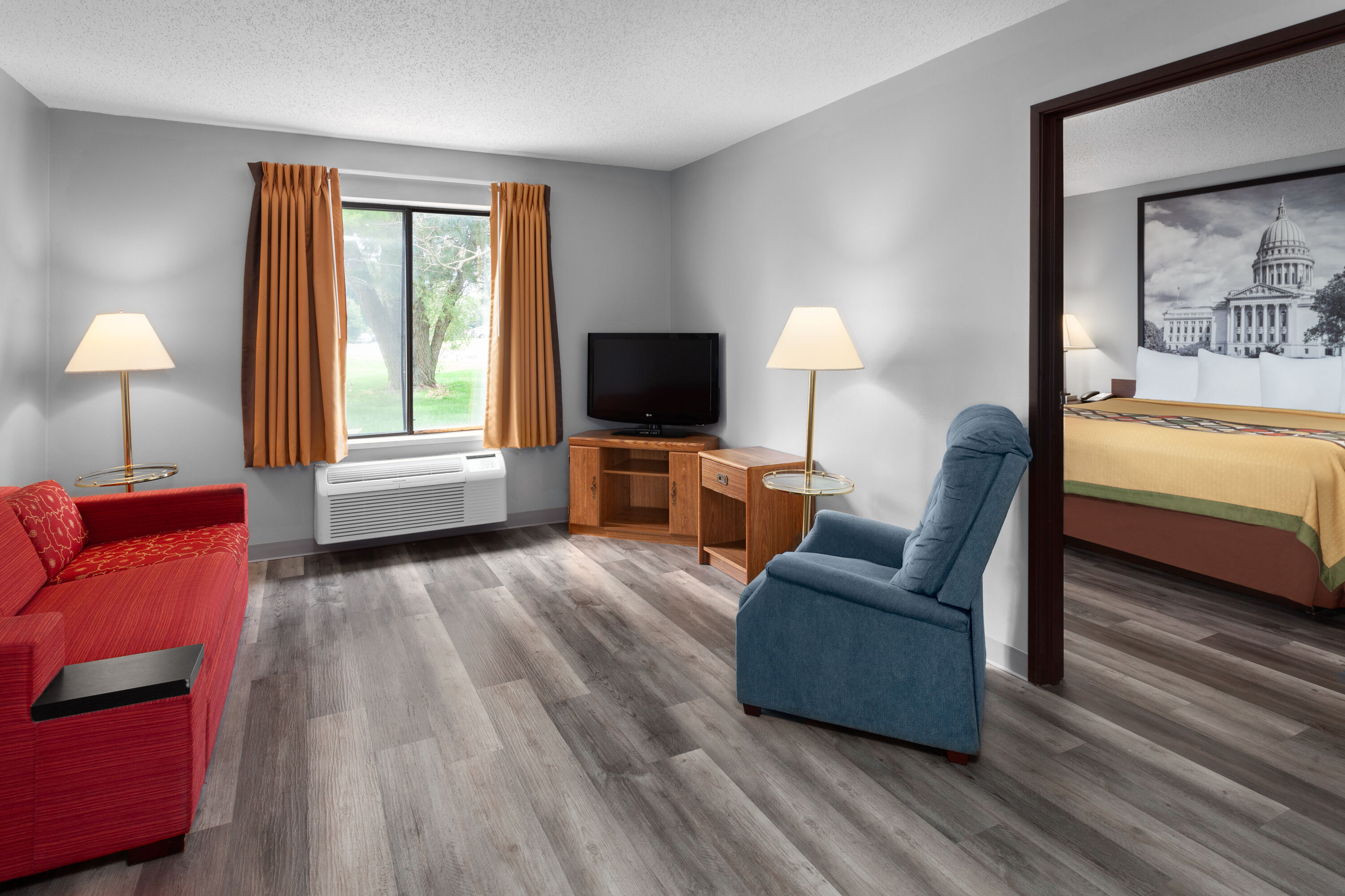Super 8 by Wyndham Sun Prairie/Madison E suite in Sun Prairie, Wisconsin