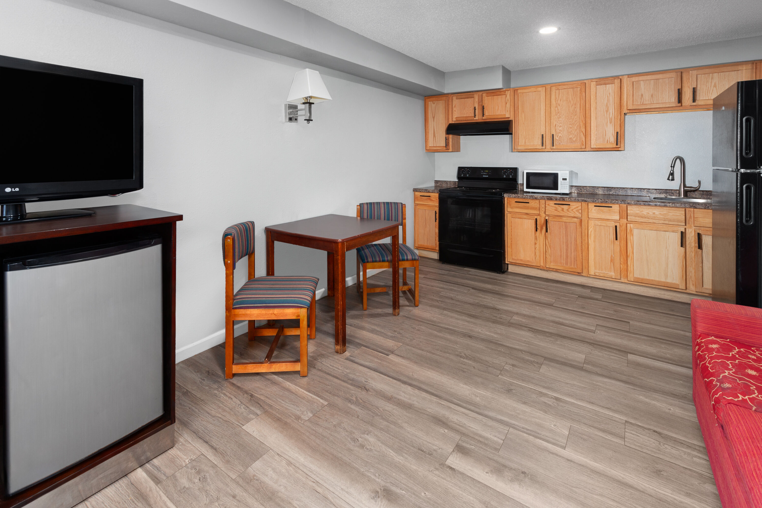 Super 8 by Wyndham Sun Prairie/Madison E suite in Sun Prairie, Wisconsin