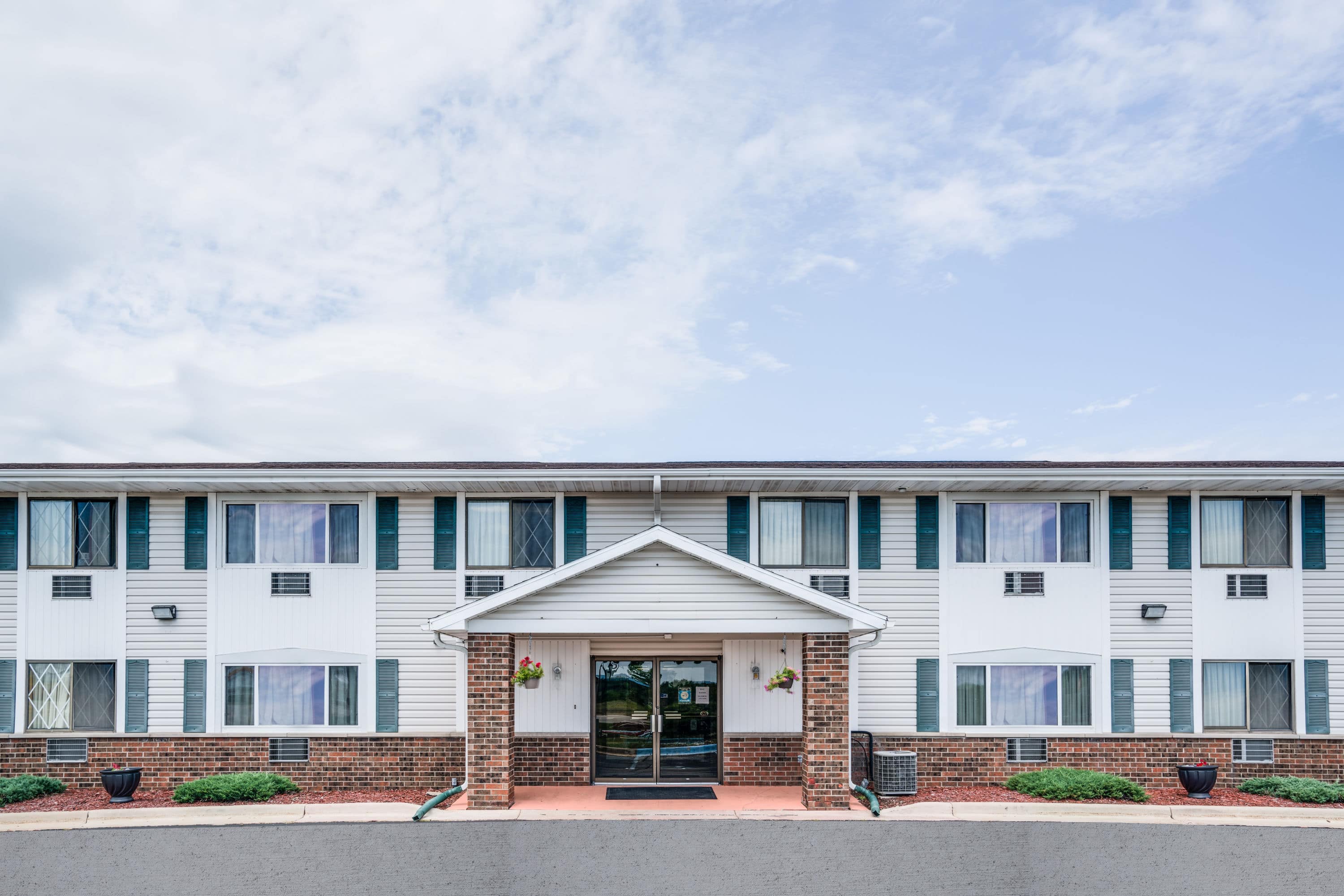 super 8 tomah wisconsin