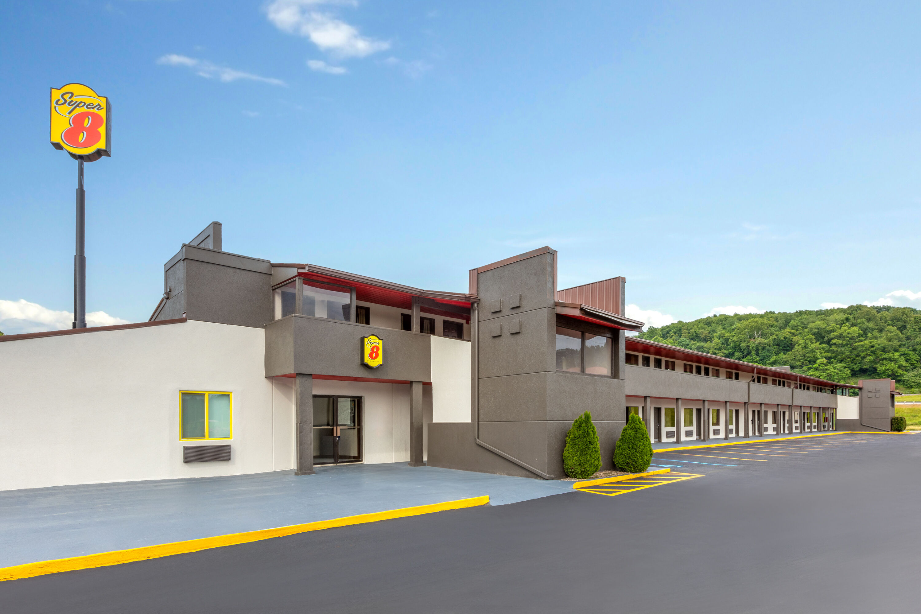 Exterior Day Image of Super 8 by Wyndham Bridgeport/Clarksburg Area hotel in Bridgeport, West Virginia
