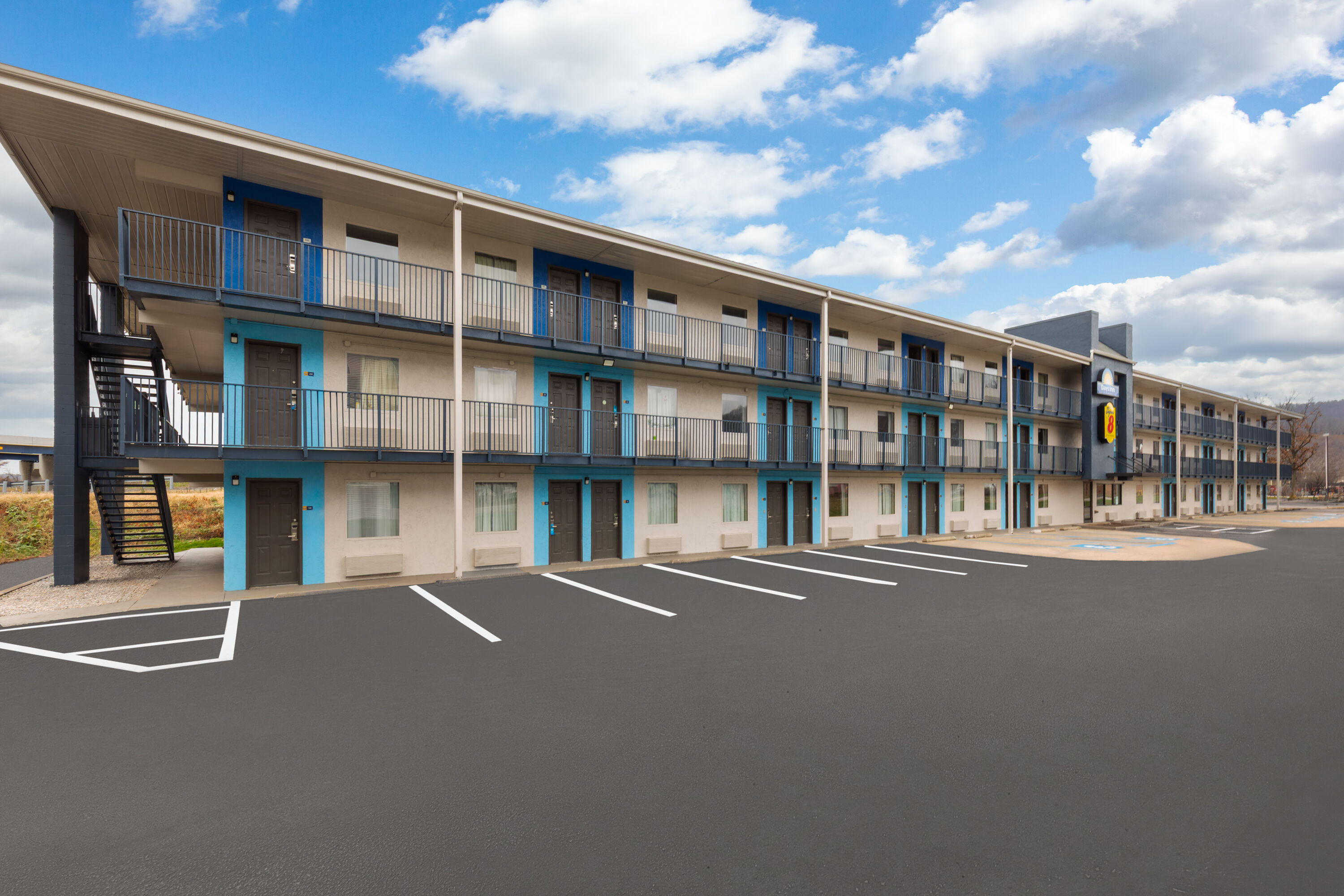 Exterior Day Image of Super 8 by Wyndham Charleston WV hotel in Charleston, West Virginia