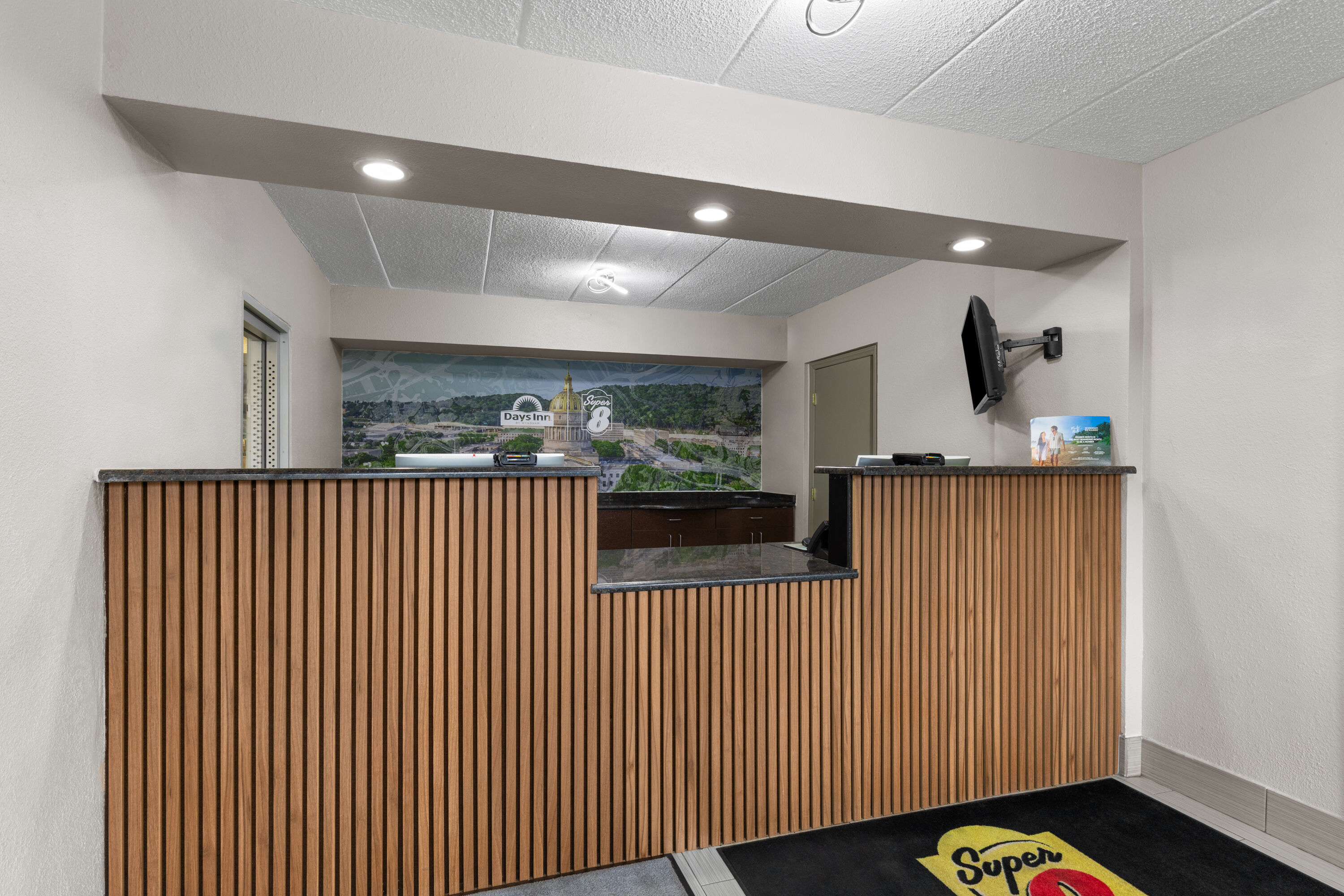 Super 8 by Wyndham Charleston WV reception in Charleston, West Virginia
