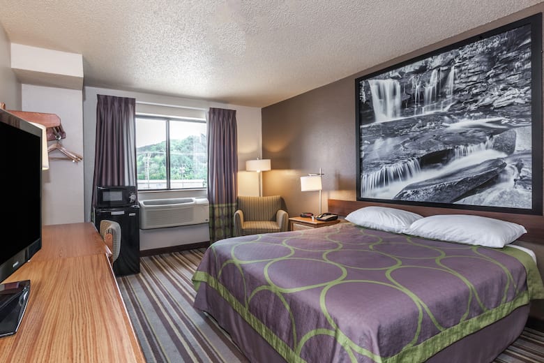 Guest room at the Super 8 Dunbar/Charleston Area in Dunbar, West Virginia