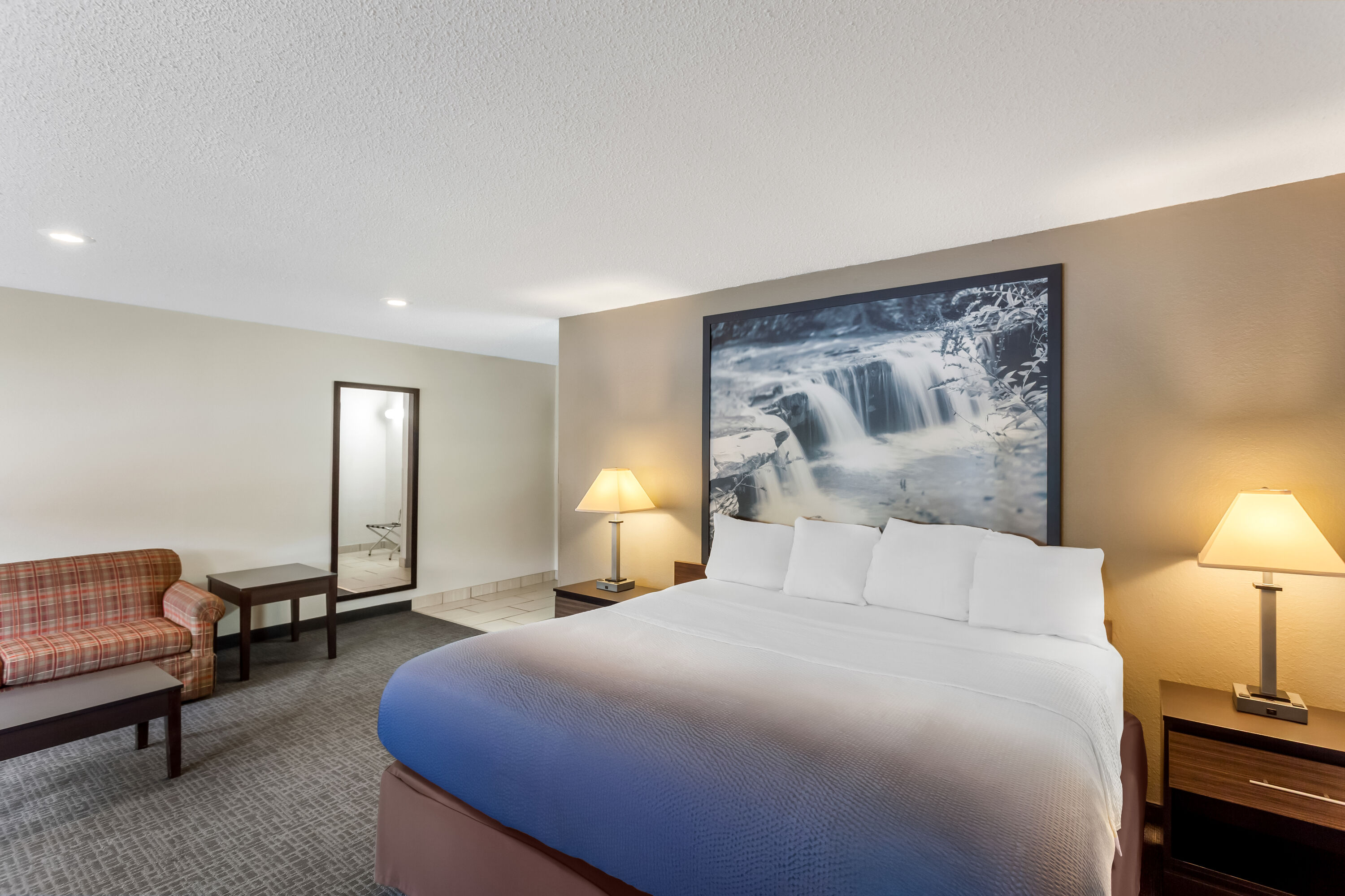 Super 8 by Wyndham Elkins suite in Elkins, West Virginia