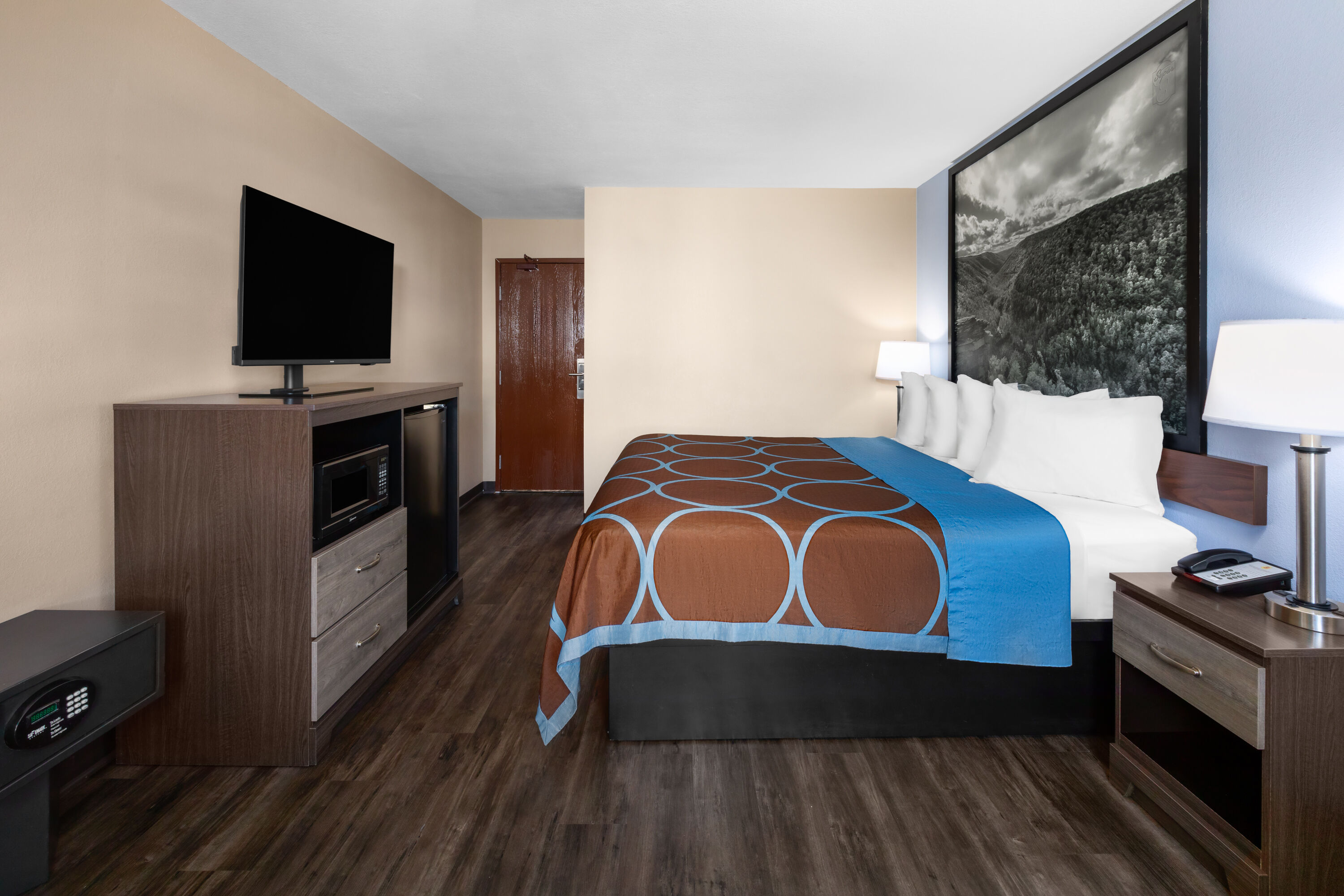 Guest room at the Super 8 by Wyndham Fairmont in Fairmont, West Virginia