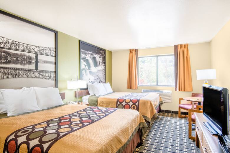 Guest room at the Super 8 Wheeling in Wheeling, West Virginia