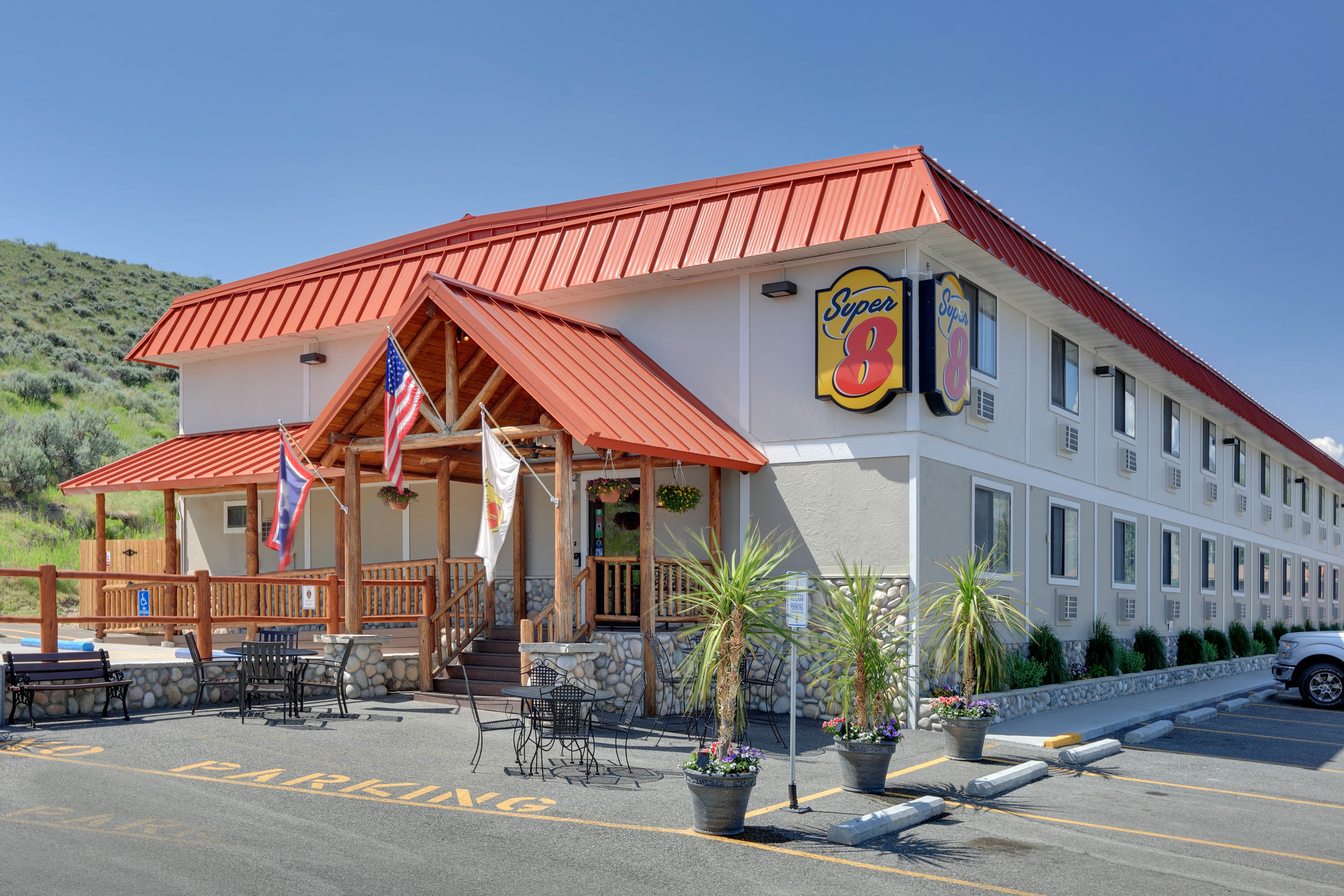 Super 8 By Wyndham Cody Cody Wy Hotels