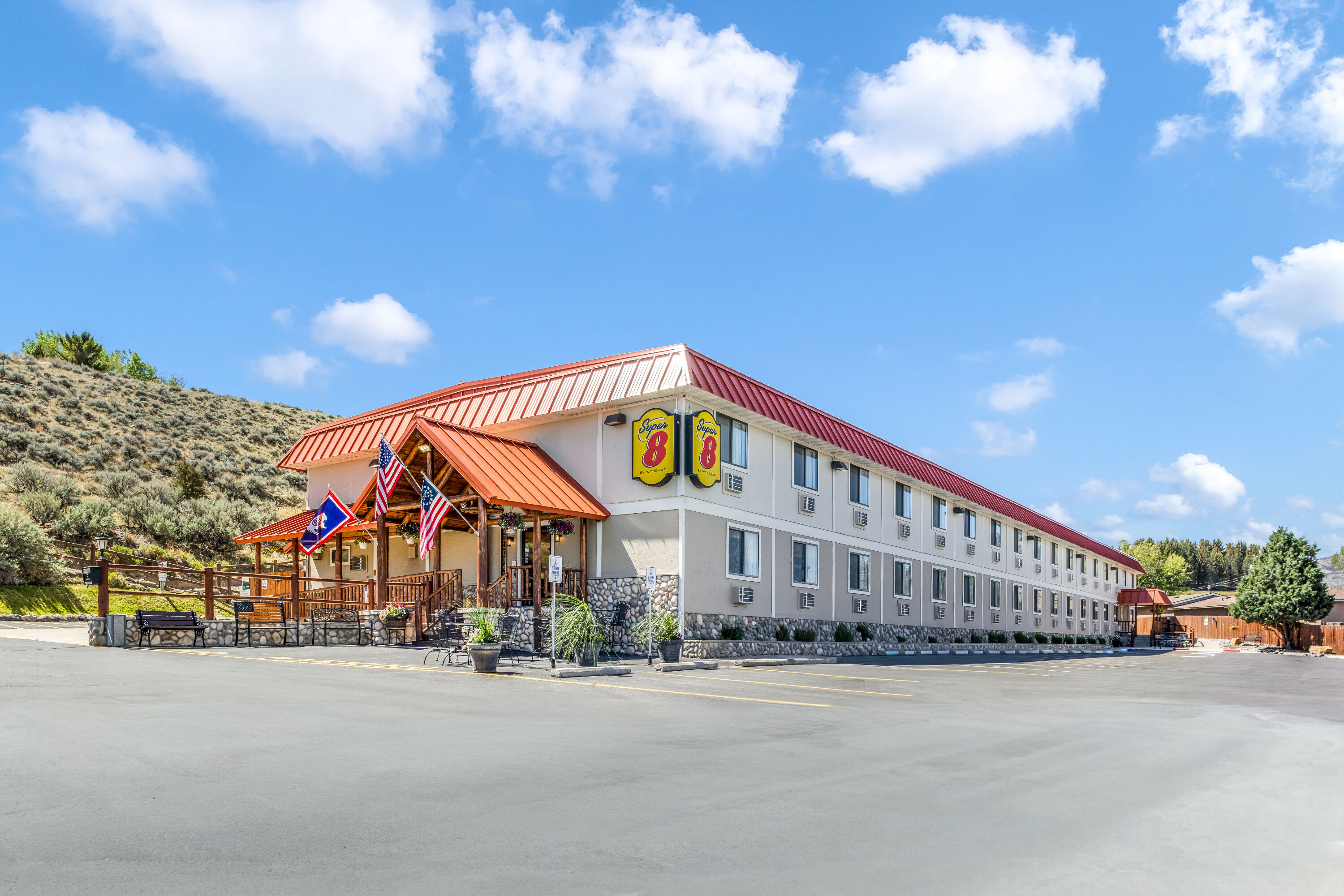 Exterior Day Image of Super 8 by Wyndham Cody hotel in Cody, Wyoming