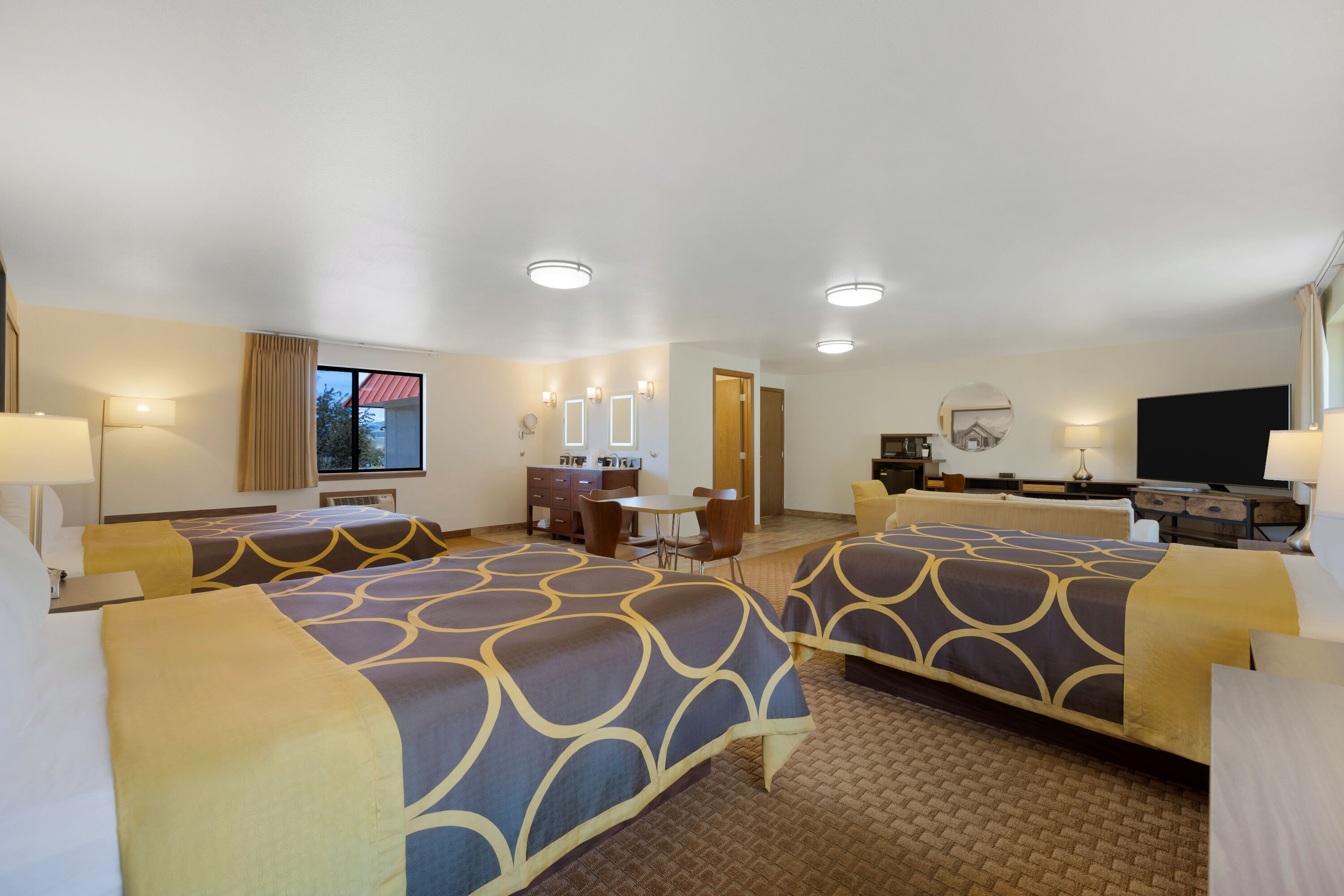 Super 8 by Wyndham Cody suite in Cody, Wyoming