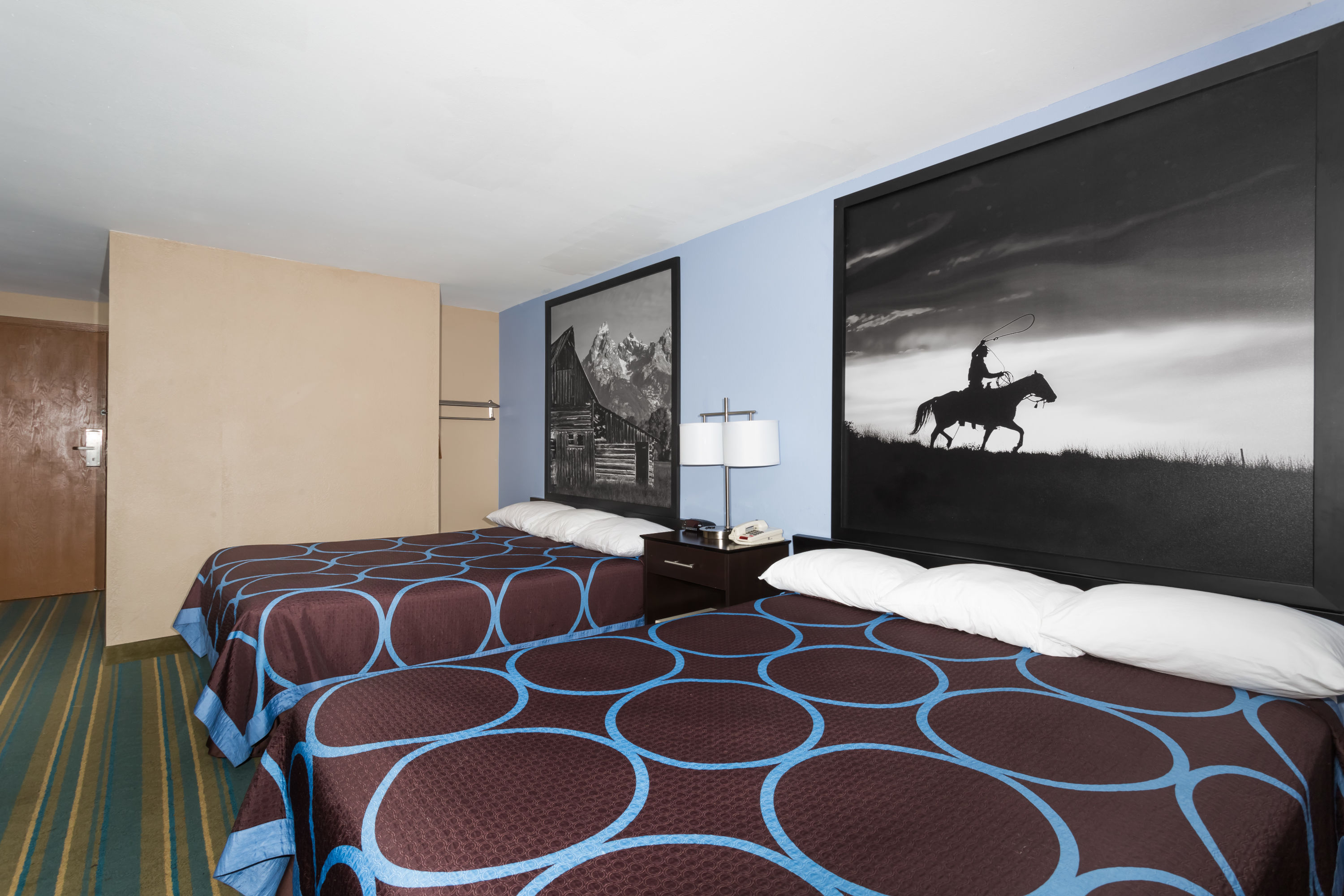 Guest room at the Super 8 by Wyndham Douglas in Douglas, Wyoming