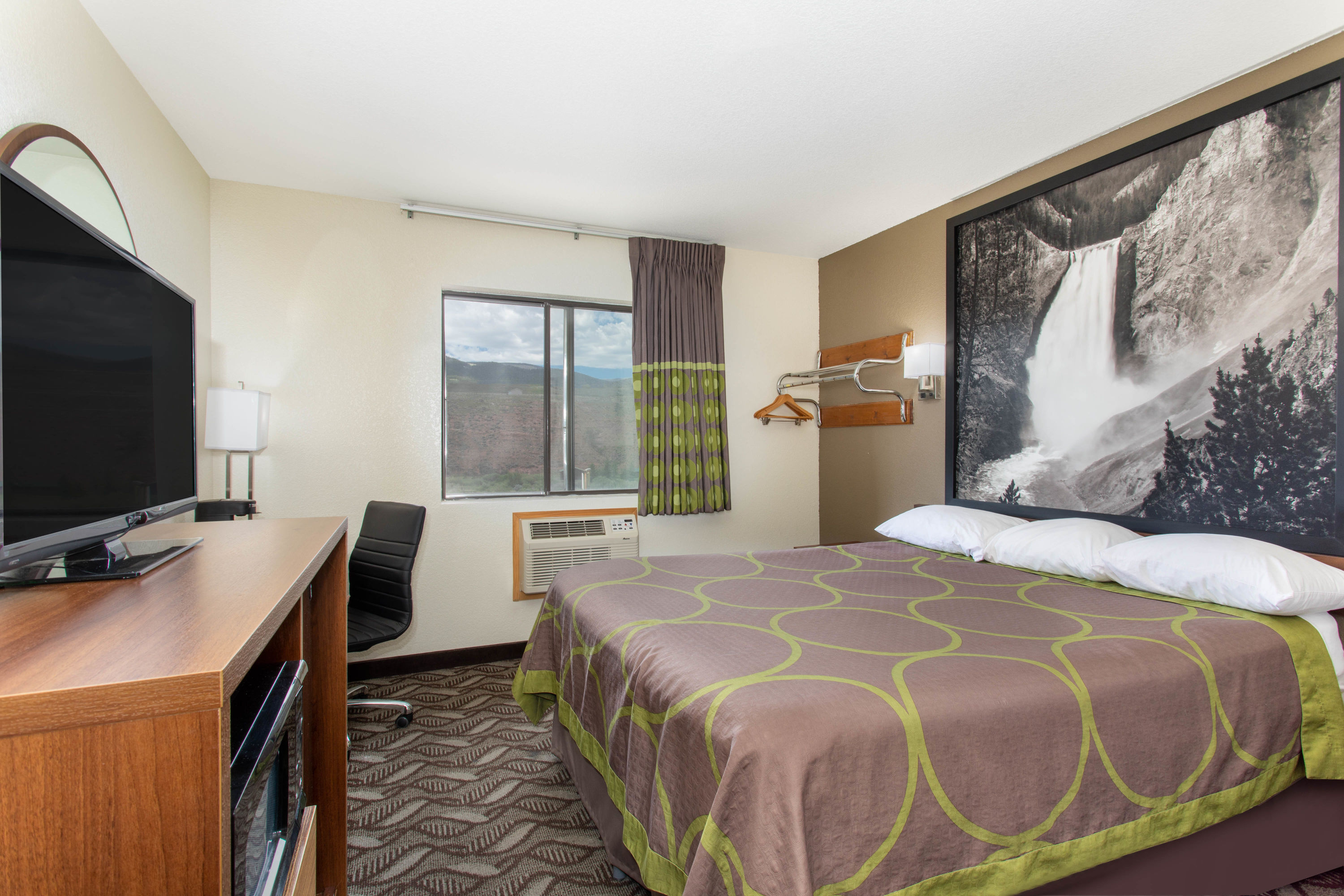 Super 8 by Wyndham Dubois Dubois, WY Hotels