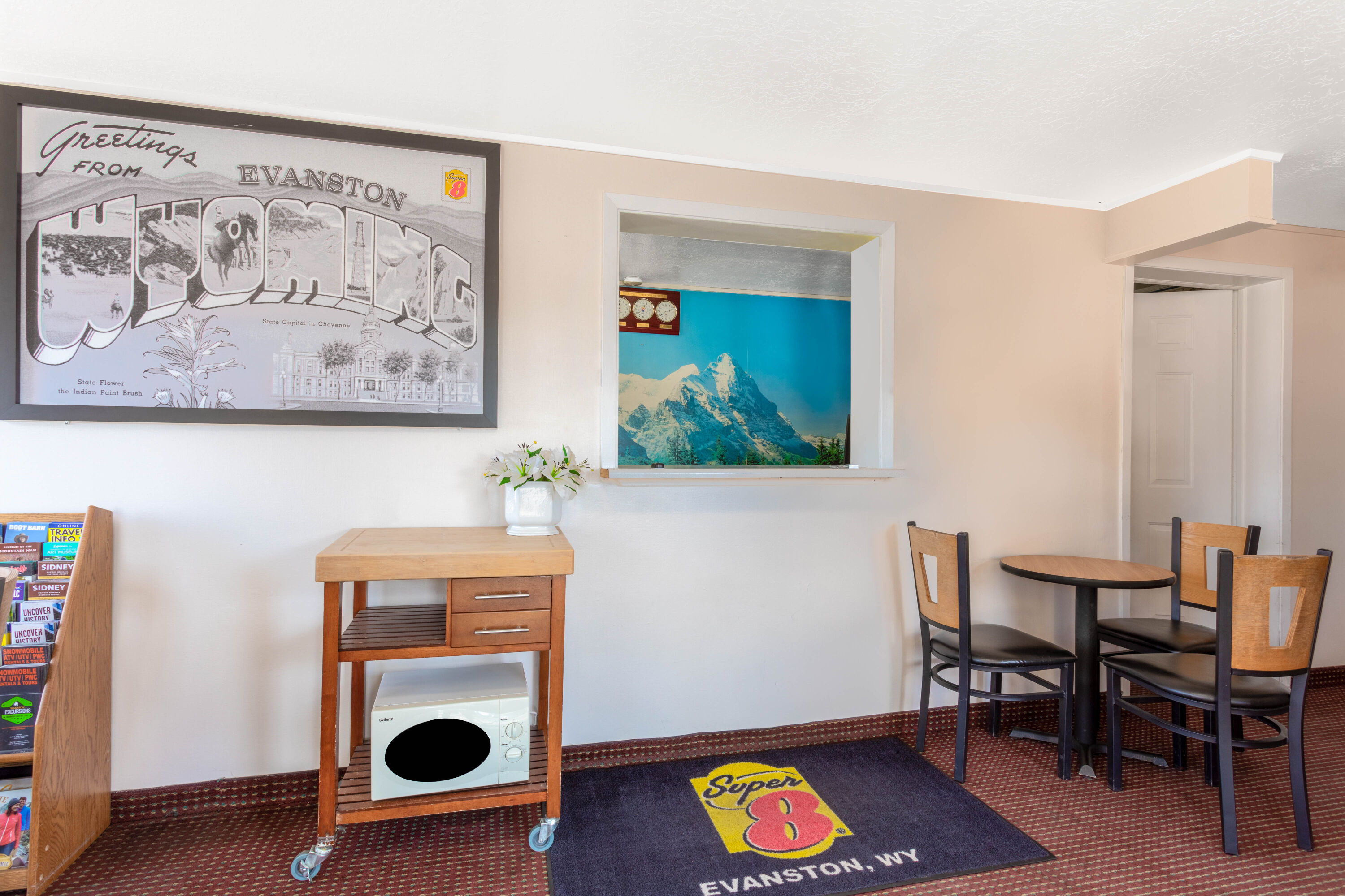 Super 8 by Wyndham Evanston Evanston, WY Hotels