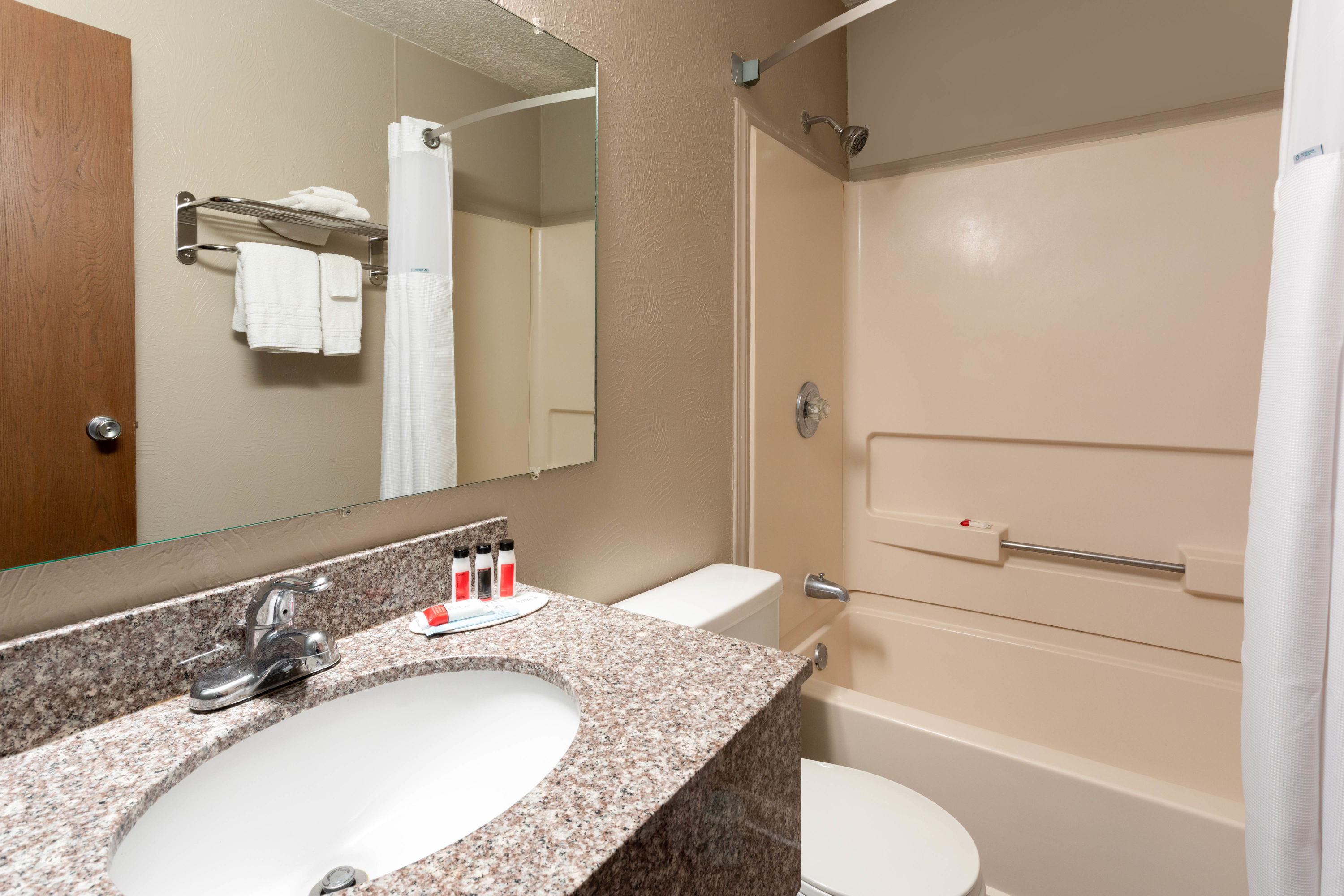 Guest room bath at the Super 8 by Wyndham Gillette in Gillette, Wyoming