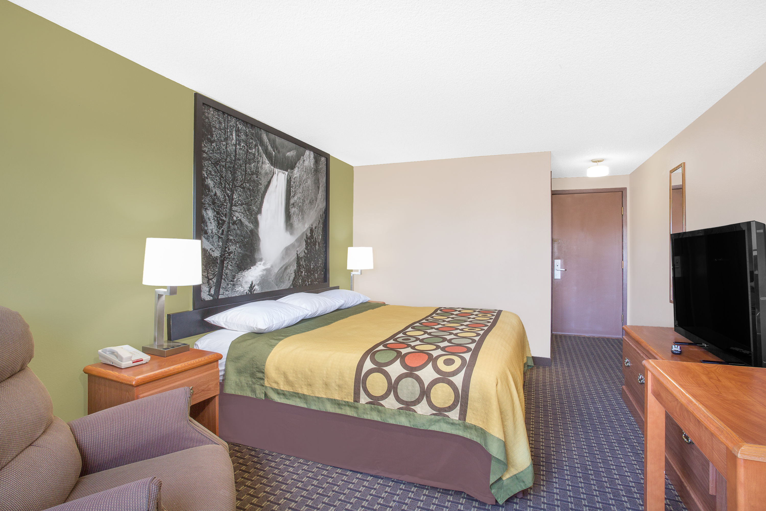 Guest room at the Super 8 by Wyndham Riverton in Riverton, Wyoming