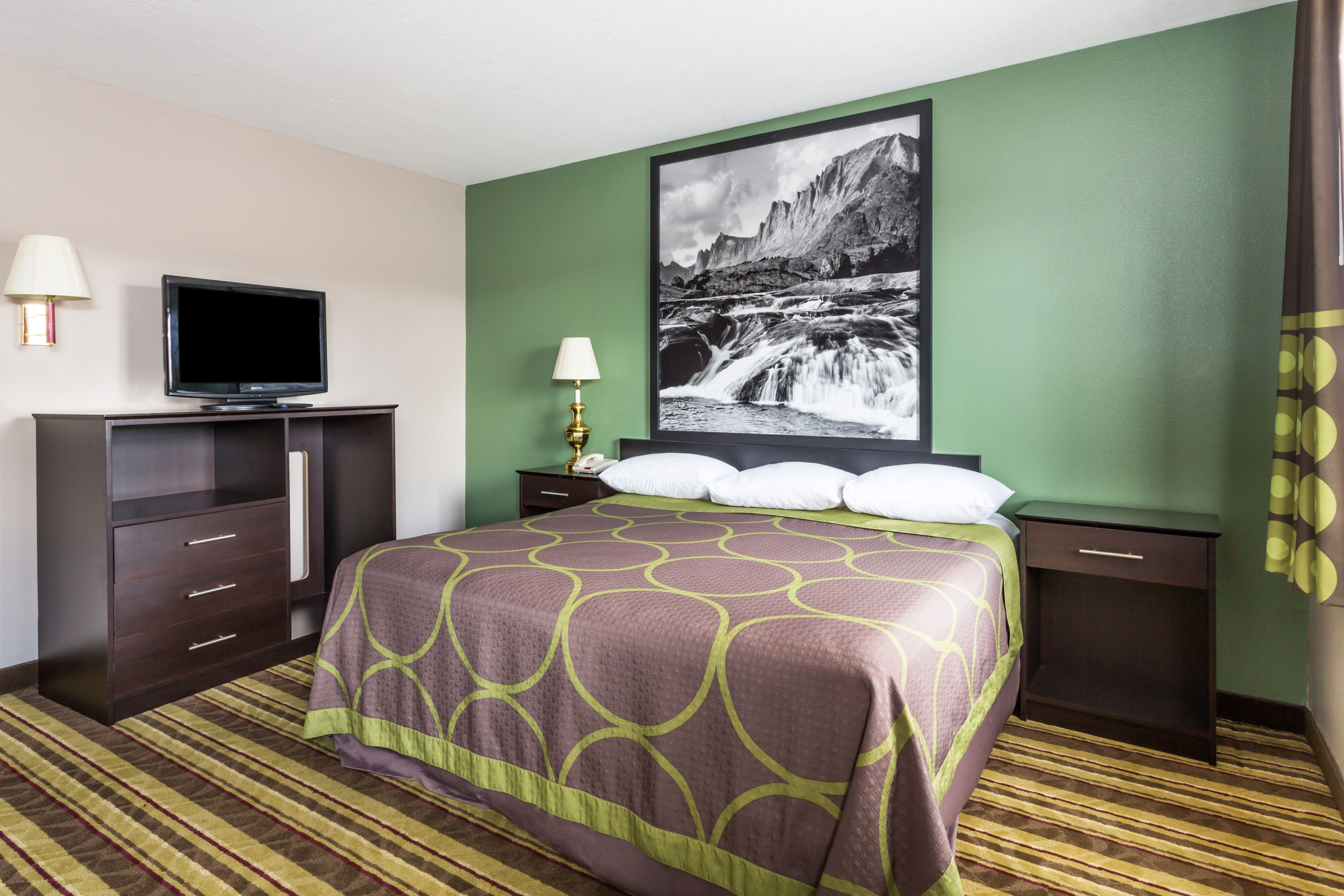 Guest room at the Super 8 by Wyndham Rock Springs in Rock Springs, Wyoming